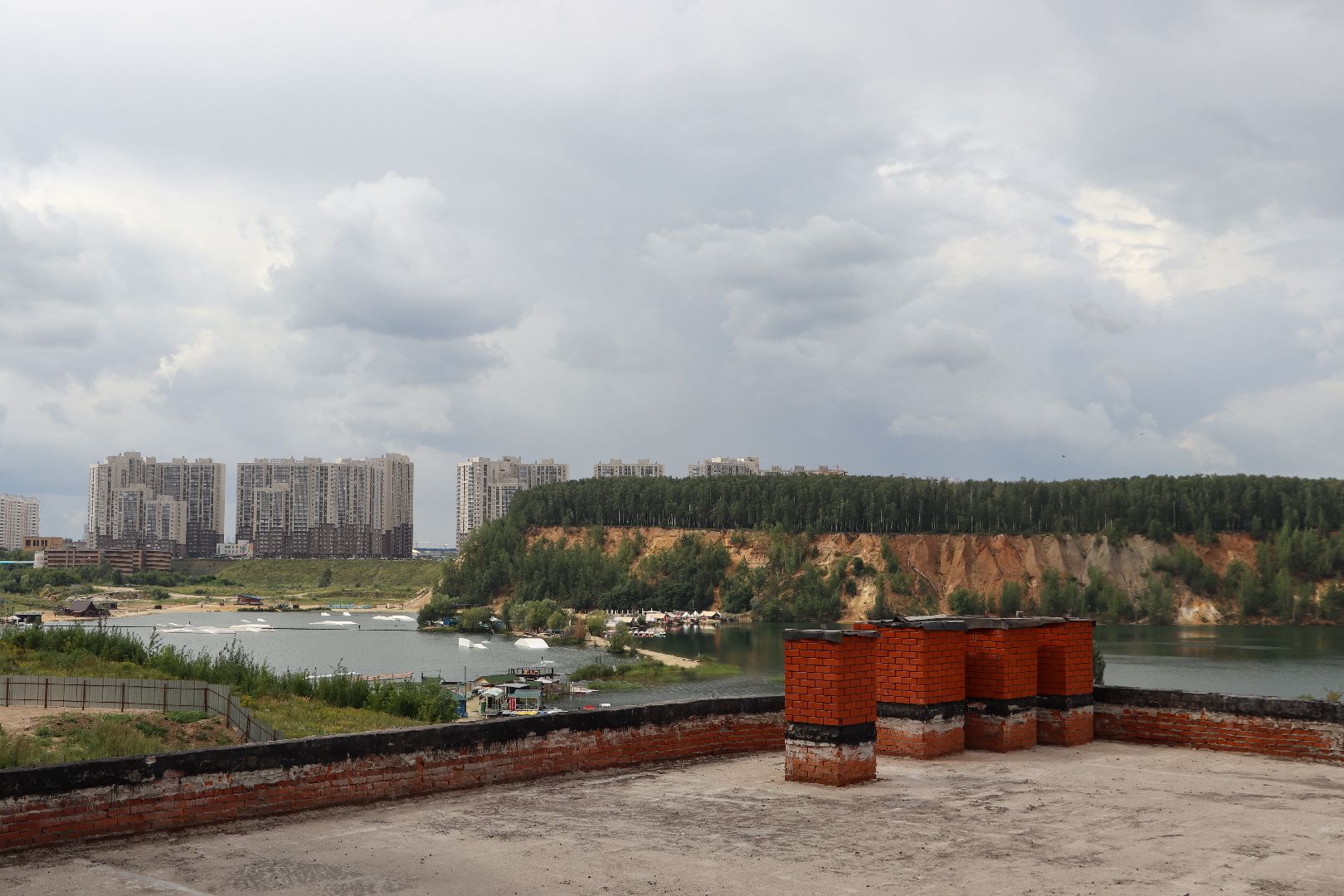 дзержинский, школа 7, реконструкция, андроник пак, ремонт, роман камелев, юлия шабанова, мария лобова,