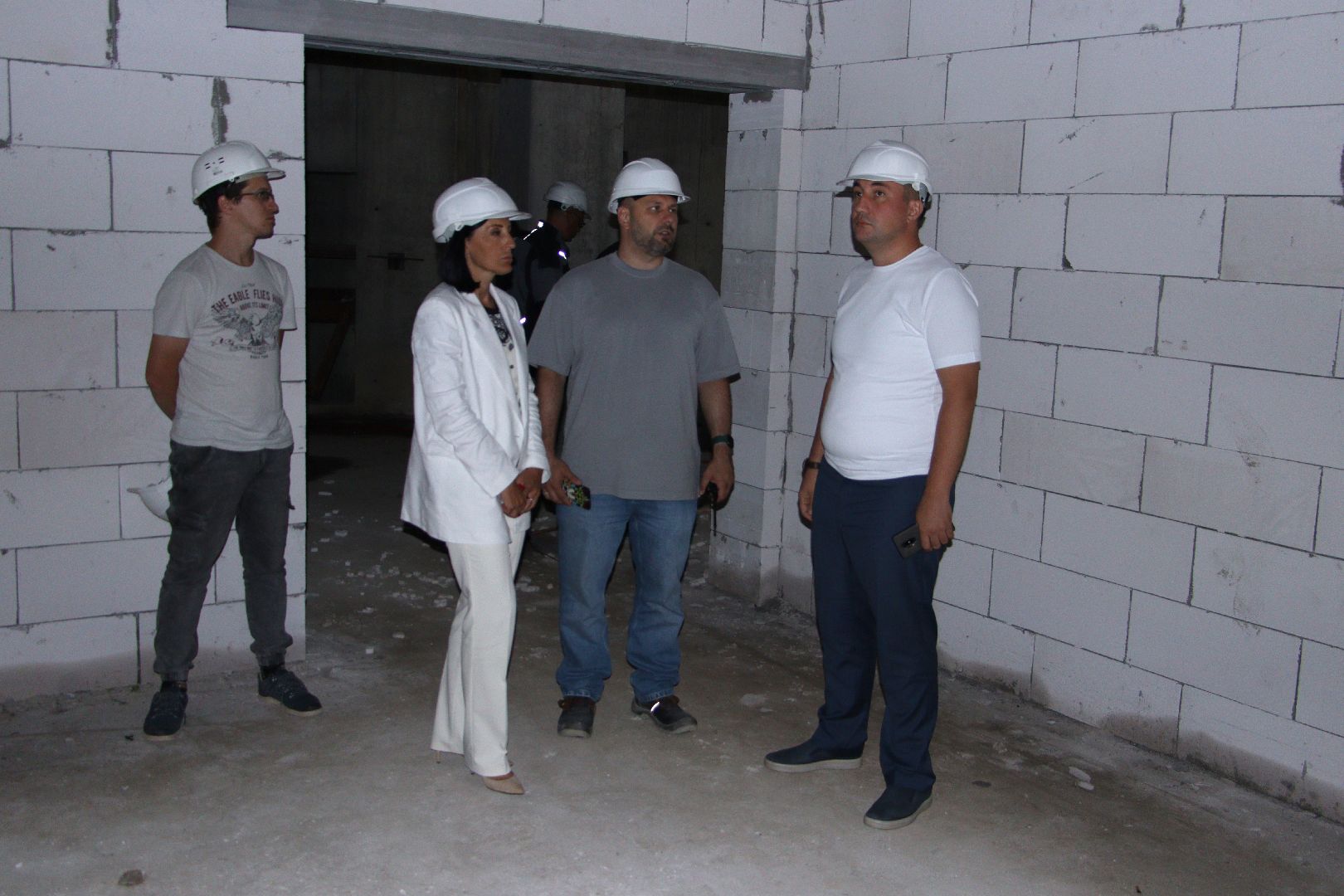 дзержинский, школа 7, реконструкция, андроник пак, ремонт, роман камелев, юлия шабанова, мария лобова,