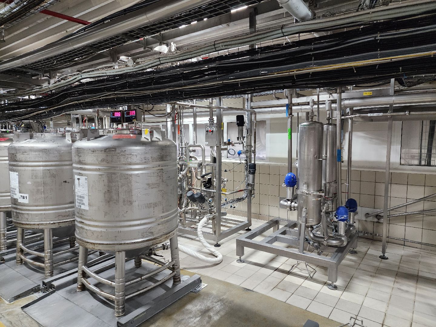 Чехов, поселок Любучаны, молочное предприятие Health and Nutrition, производство молочных продуктов, пилотный завод, испытательная лаборатория, инновации, новинки, прототипы,