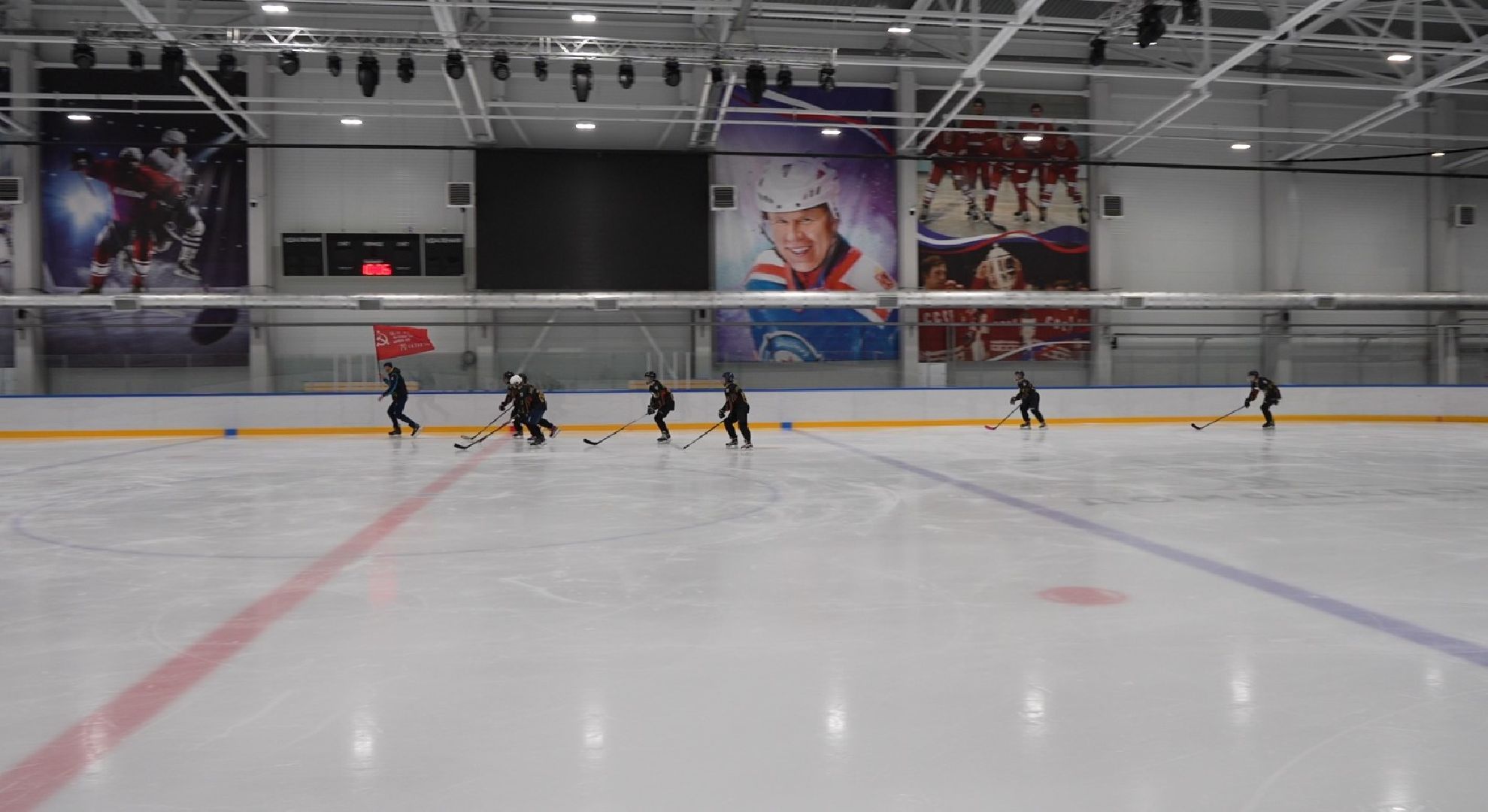 женский хоккей, стадион Авангард, команда Авангард, Домодедово,