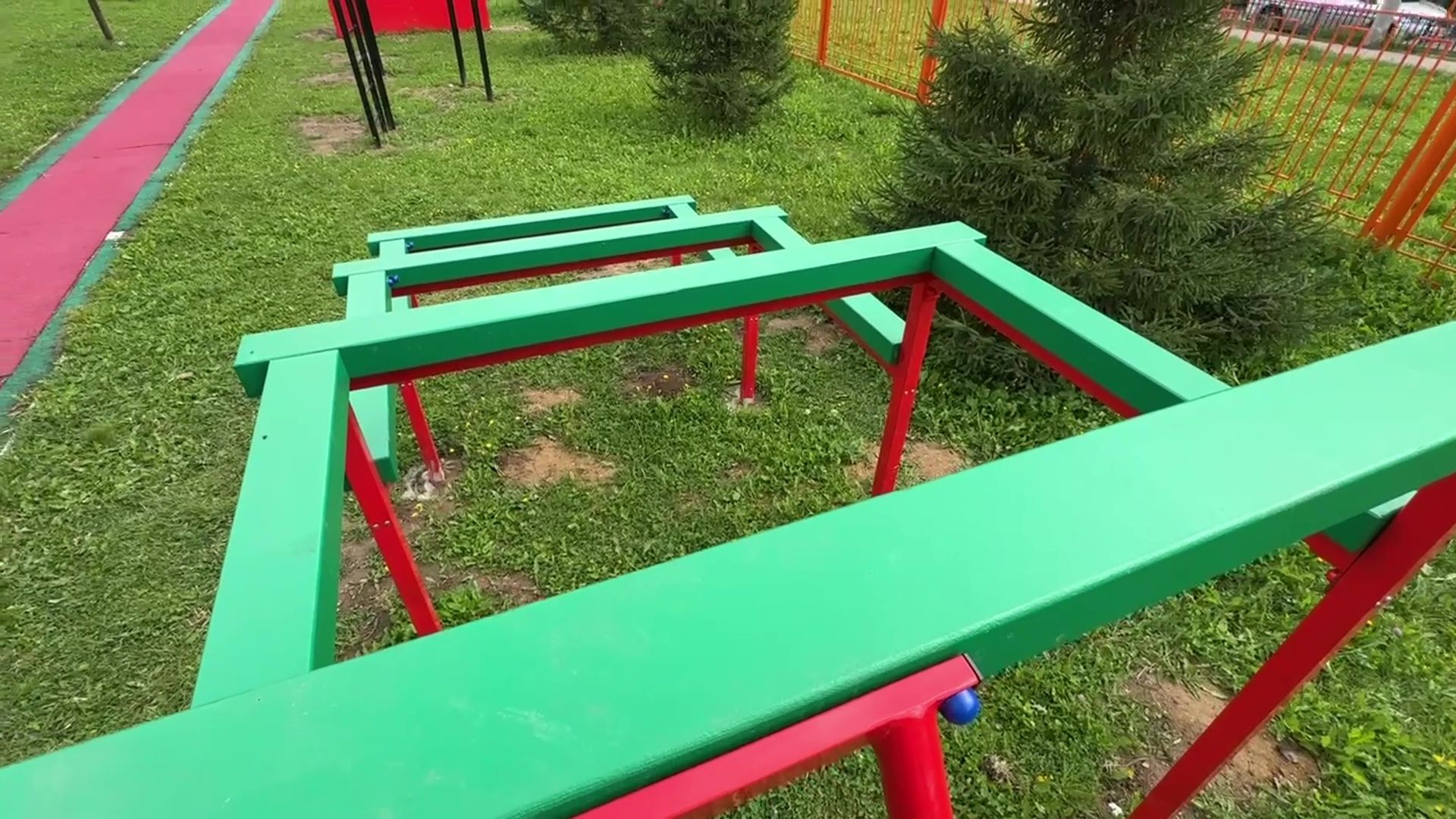 Реутов, полоса препятствий, спорт, военная подготовка, лестница, разрушенный мост, патриотизм,