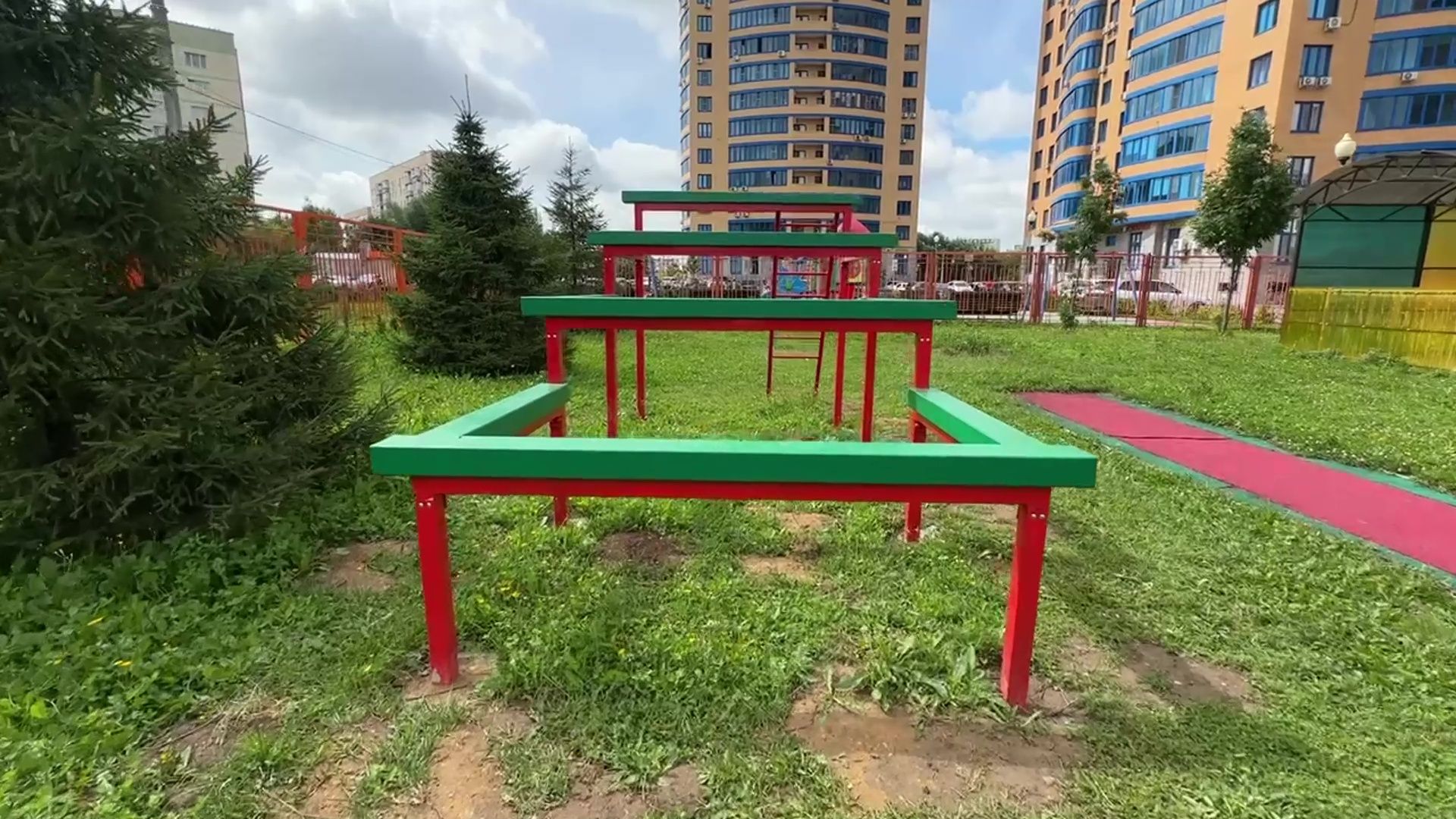 Реутов, полоса препятствий, спорт, военная подготовка, лестница, разрушенный мост, патриотизм,