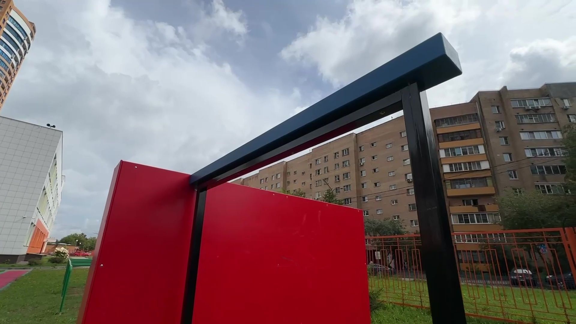 Реутов, полоса препятствий, спорт, военная подготовка, лестница, разрушенный мост, патриотизм,