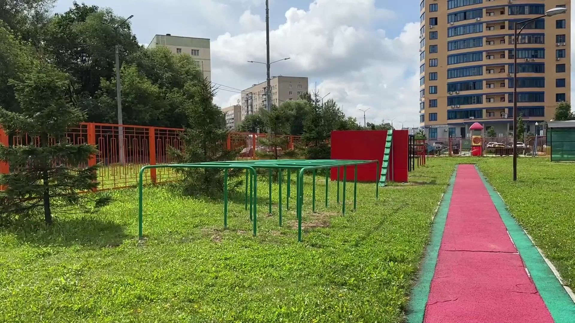 Реутов, полоса препятствий, спорт, военная подготовка, лестница, разрушенный мост, патриотизм,