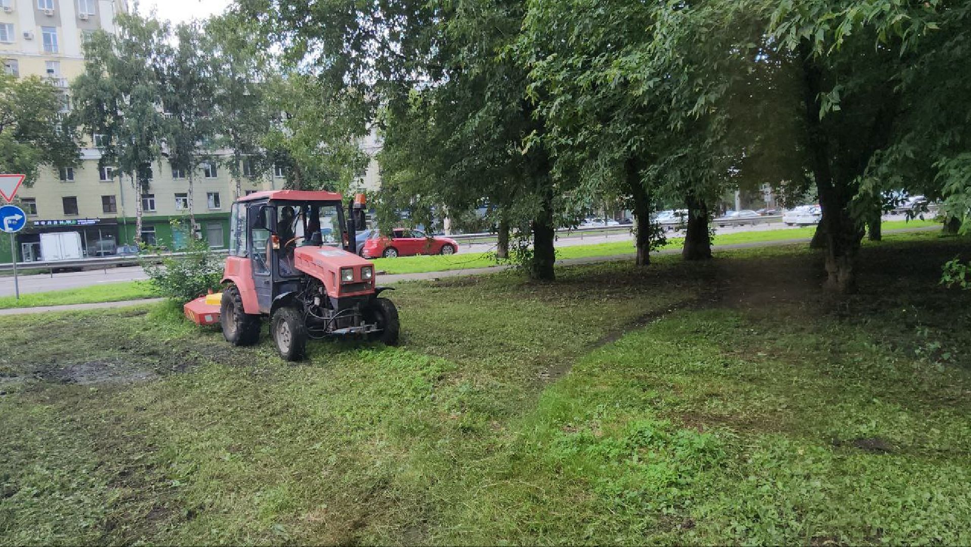 Люберцы, покос травы, территория, скверы,