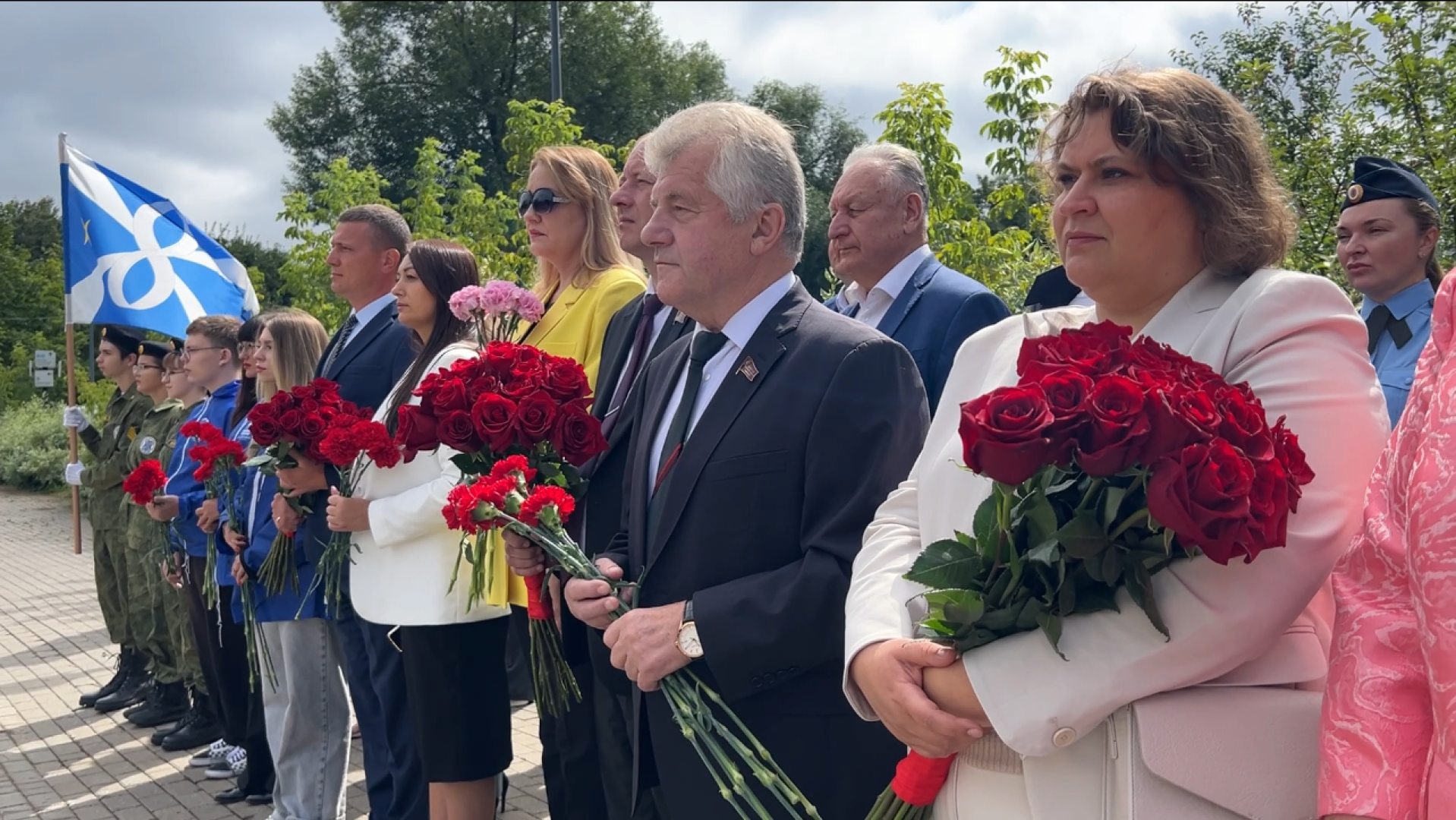 химки, общество, день вдв, возложение цветов,