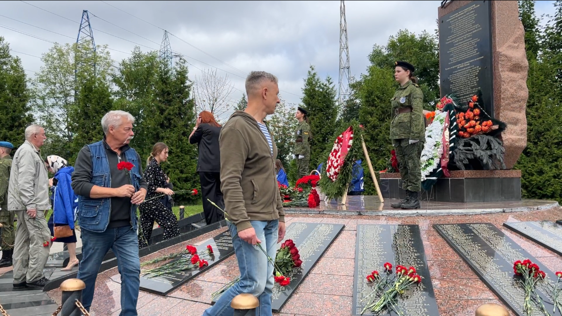 химки, общество, день вдв, возложение цветов,