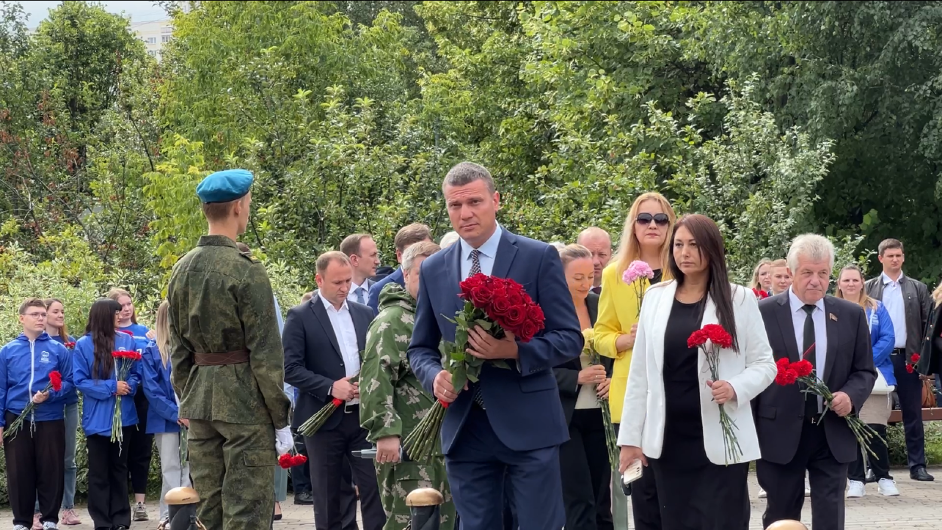 химки, общество, день вдв, возложение цветов,