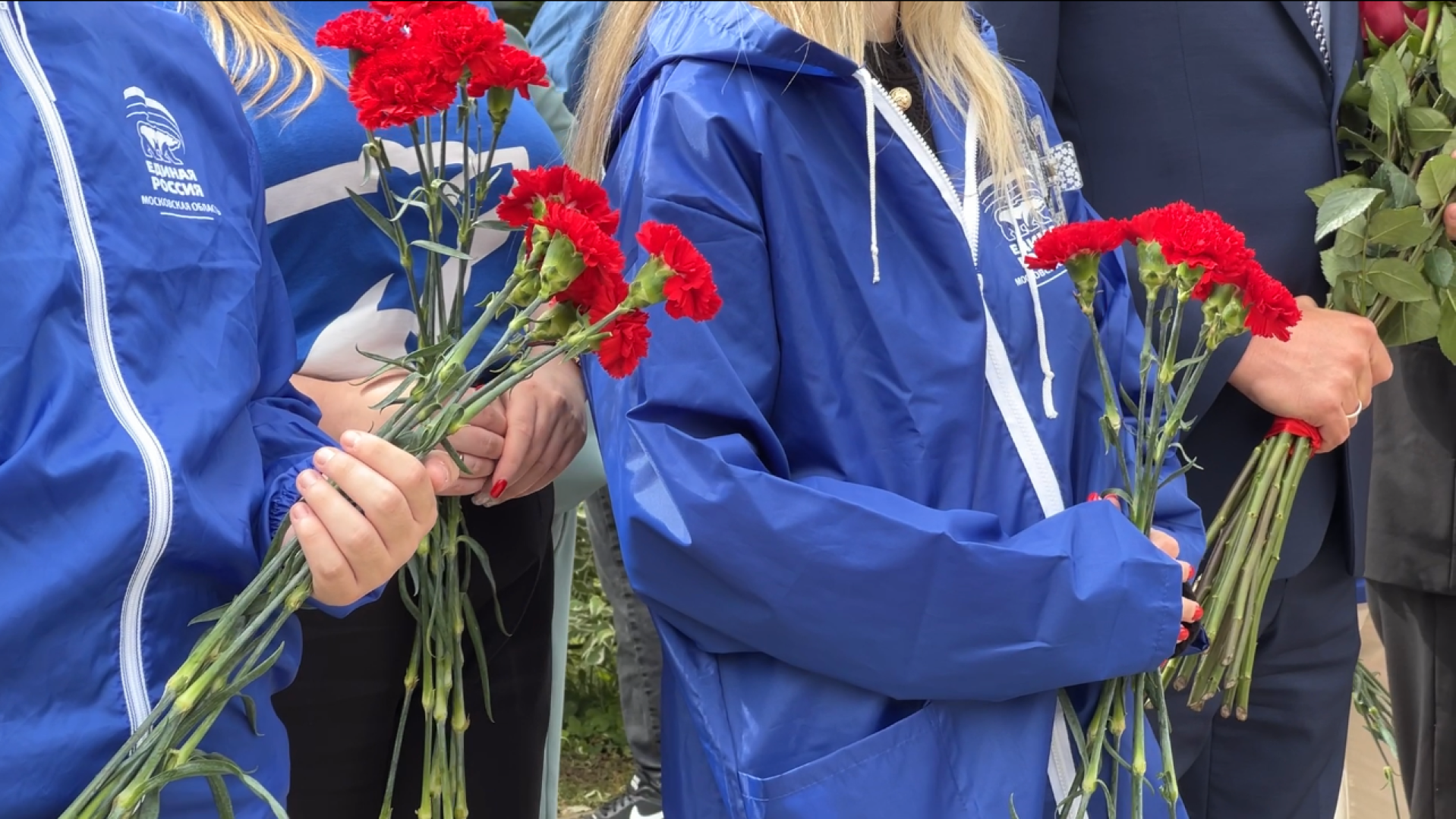 химки, общество, день вдв, возложение цветов,