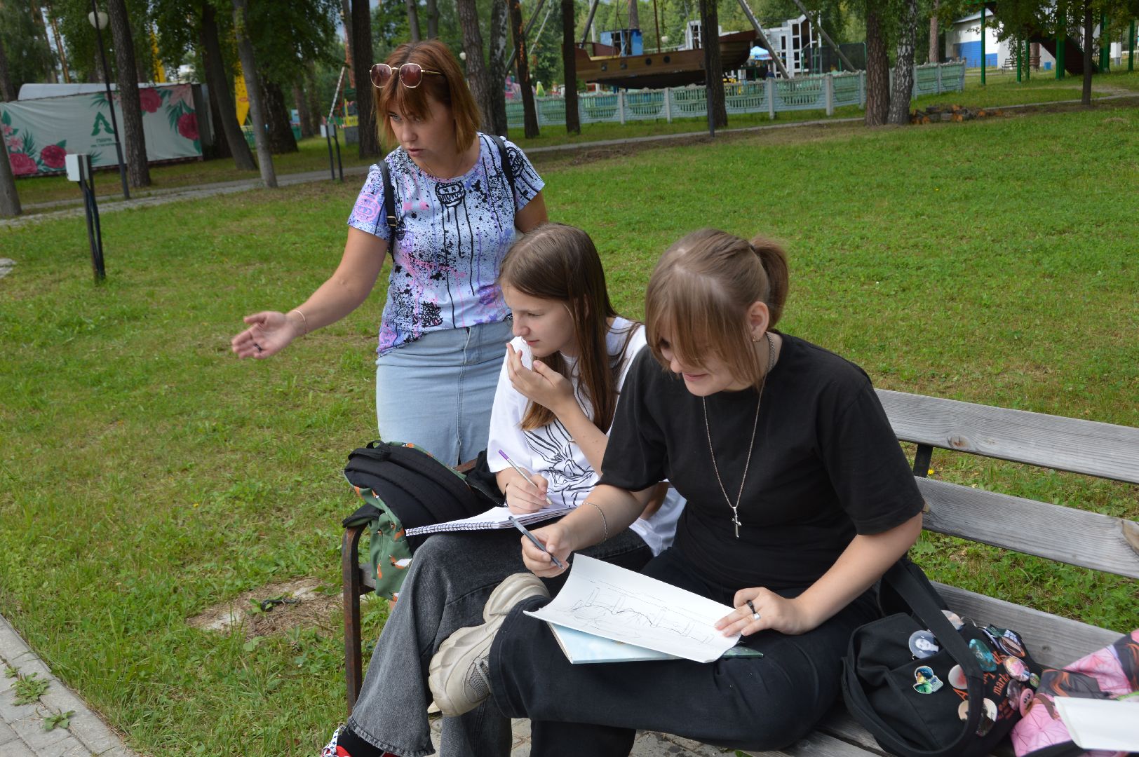 шатура, культурная шатура, пленэр, рисование, рисуют на свежем воздухе,