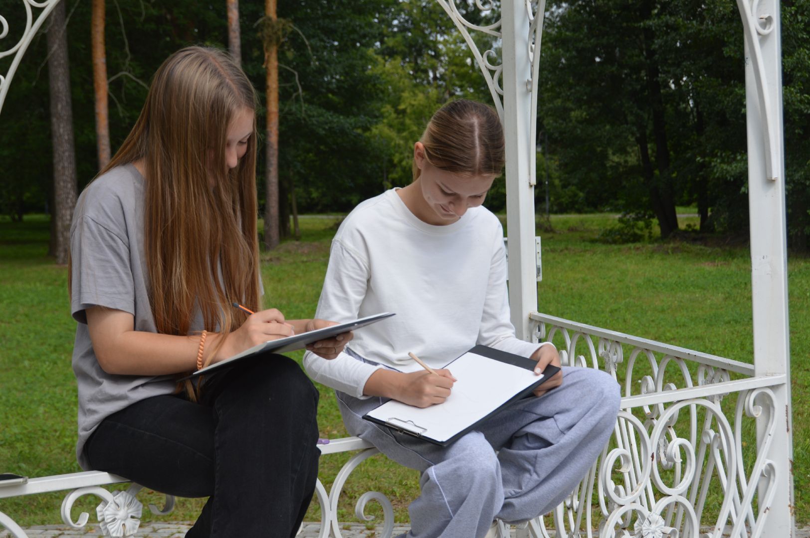 шатура, культурная шатура, пленэр, рисование, рисуют на свежем воздухе,