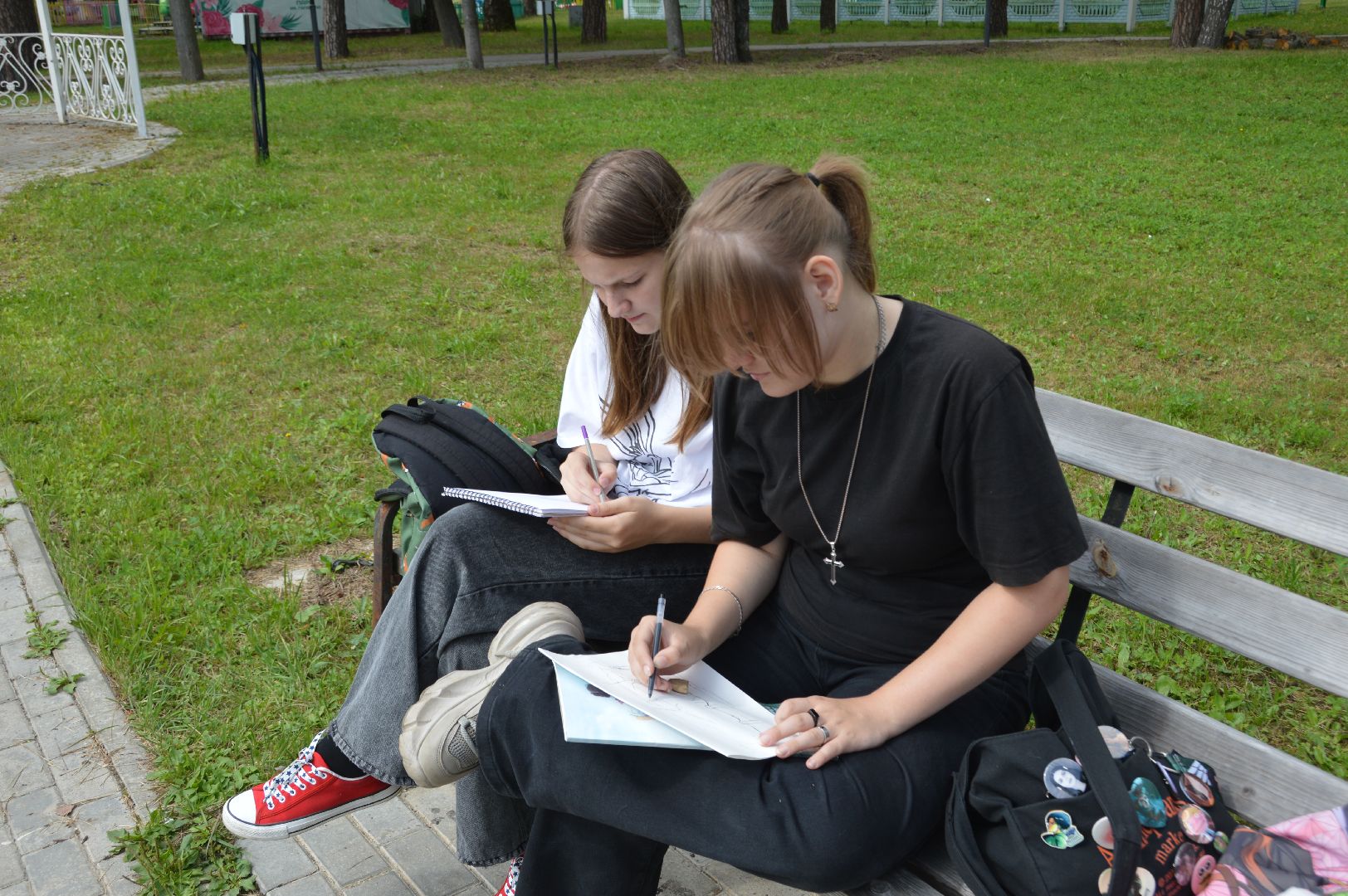 шатура, культурная шатура, пленэр, рисование, рисуют на свежем воздухе,