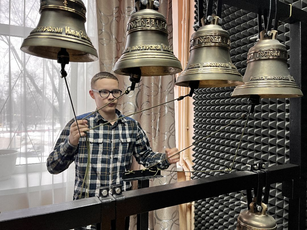 Можайск, общество