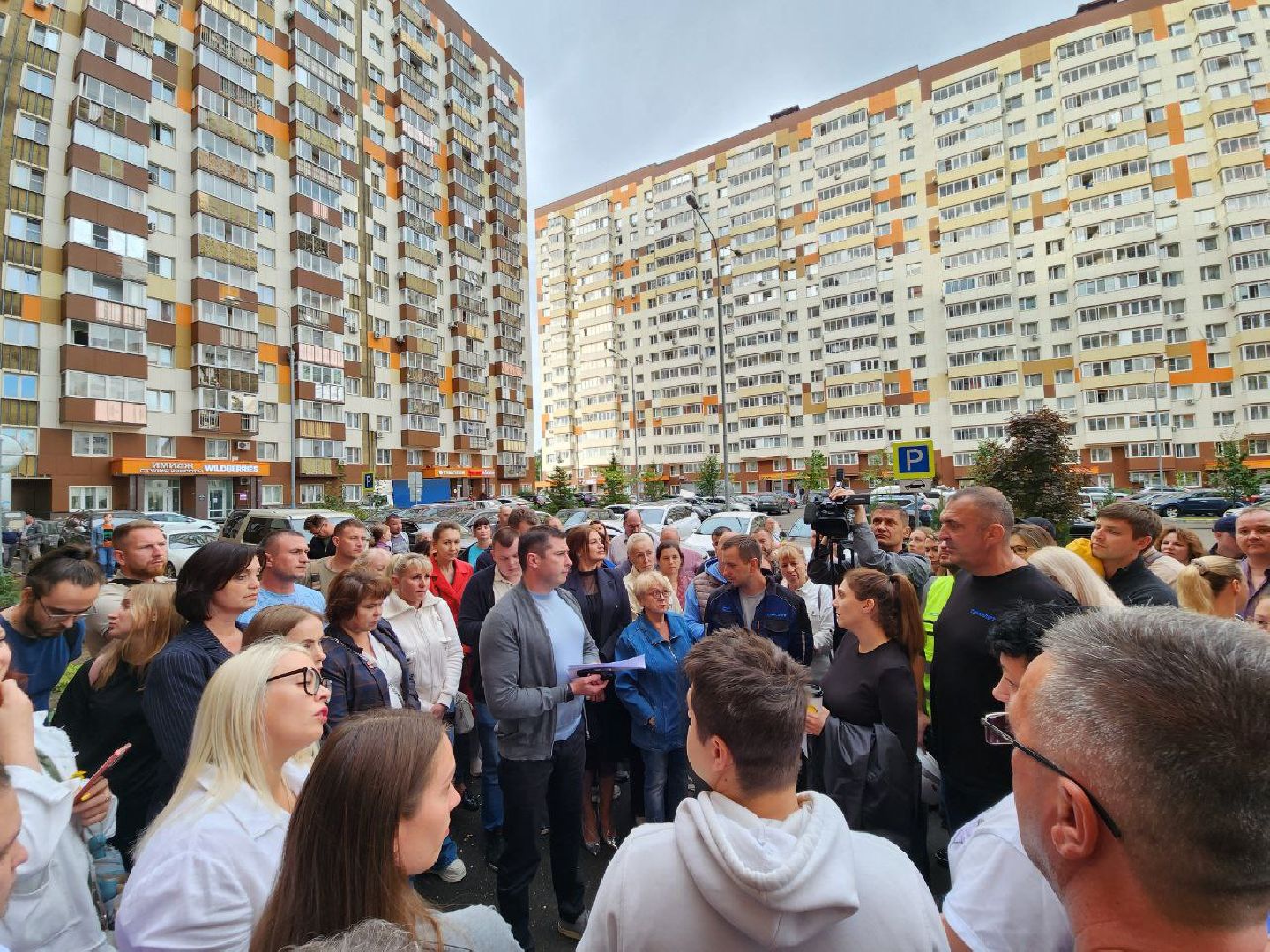 ремонт фасада, ремонт фасада дома, зеленые аллеи 17, выездная администрация, ленинский округ,демонтаж фасадных панелей,