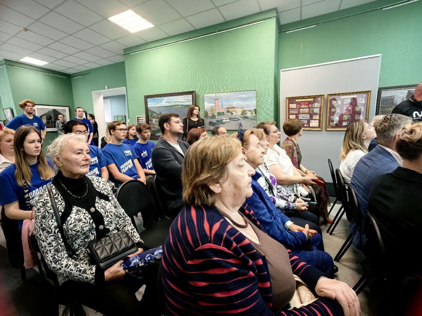 галерея, картины, марки, музей, выставка, союз художников, щёлково,