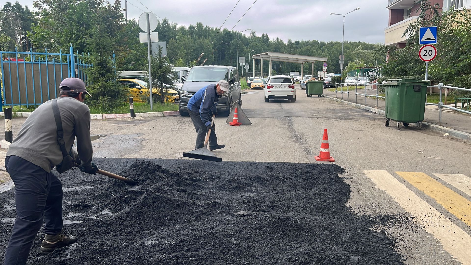 лежачий полицейский, ремонт, ремонт дорог, новый лежачий полицейский, искусственная неровность, искусственные дорожные неровности,