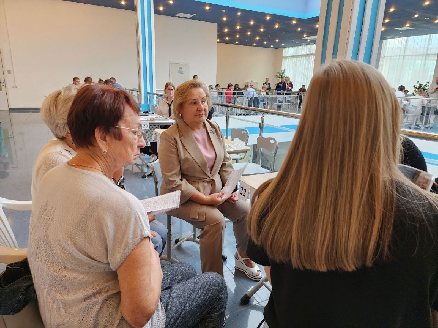 можайск, Можайский городской округ, подмосковье, министр ЖКХ МО, жкх, выездная администрация, встреча с жителями, обращения жителей,