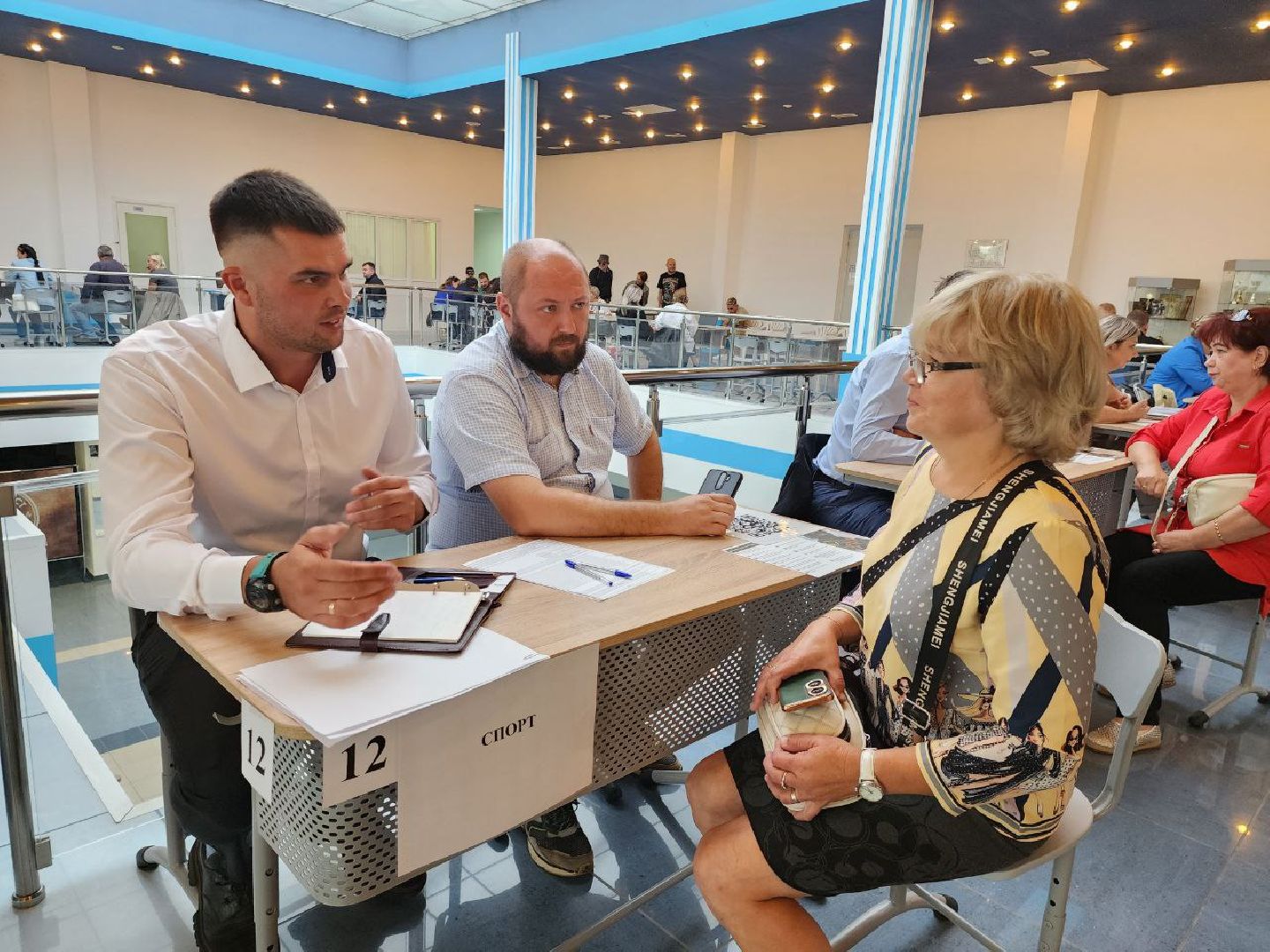 можайск, можайский городской округ, подмосковье, выездная администрация, глава, помощь жителям, обращения граждан,встреча с жителями,