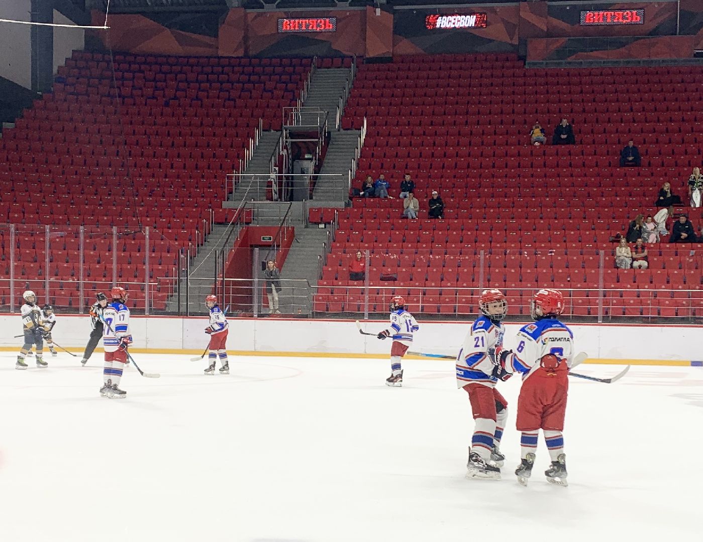 Балашиха, Подмосковье, кубок овечкина, хоккей, хоккеисты, хоккейный турнир,