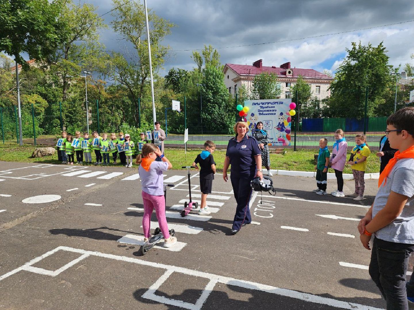 гаи, гаи умвд по ленинскому округу, урок безопасности, безопасность на дорогах, ленинский округ, дети на дорогах,