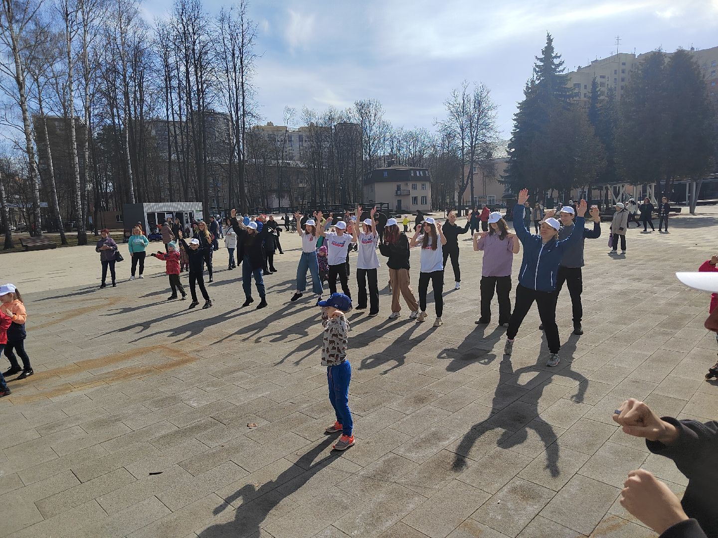 Пушкино, Пушкинский округ, спорт, акция, Единая Россия, Молодая гвардия, МГЕР, МГЕРМО, волонтеры, молодежь, весна в Подмосковье