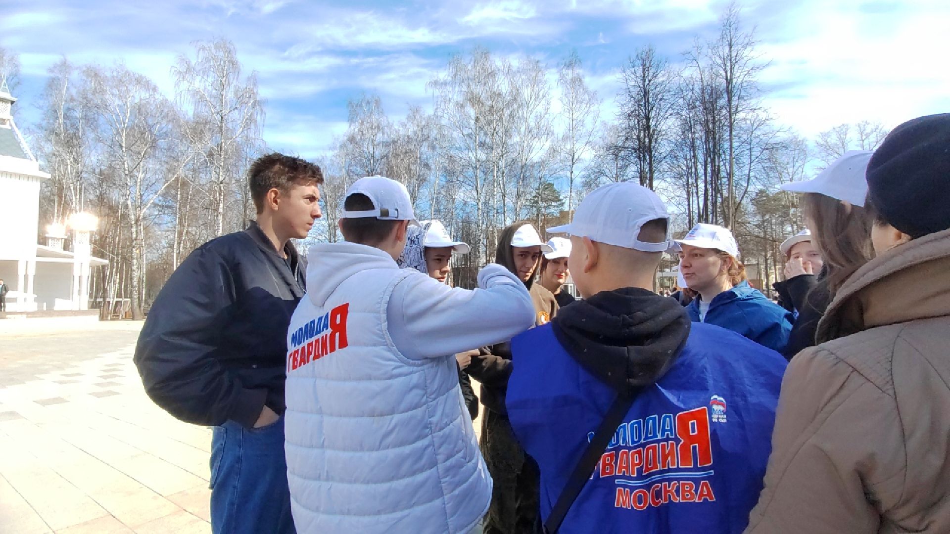 Пушкино, Пушкинский округ, спорт, акция, Единая Россия, Молодая гвардия, МГЕР, МГЕРМО, волонтеры, молодежь, весна в Подмосковье