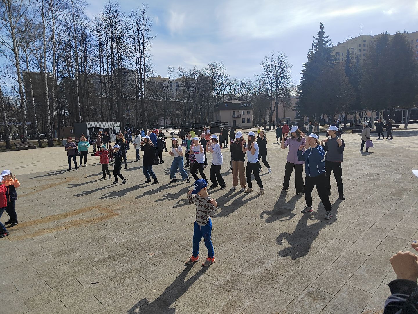 Пушкино, Пушкинский округ, спорт, акция, Единая Россия, Молодая гвардия, МГЕР, МГЕРМО, волонтеры, молодежь, весна в Подмосковье