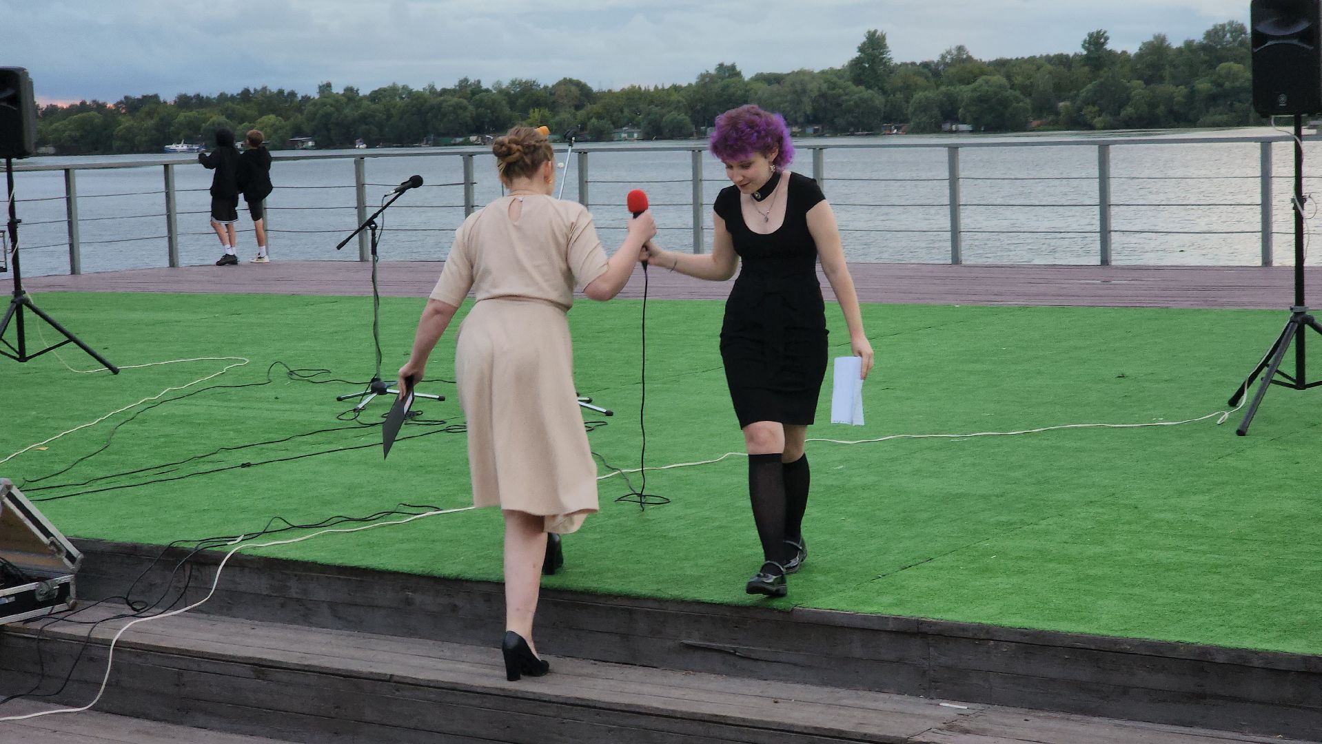 долгопрудный, амфитеатр, день города, авторская песня, поэзия,