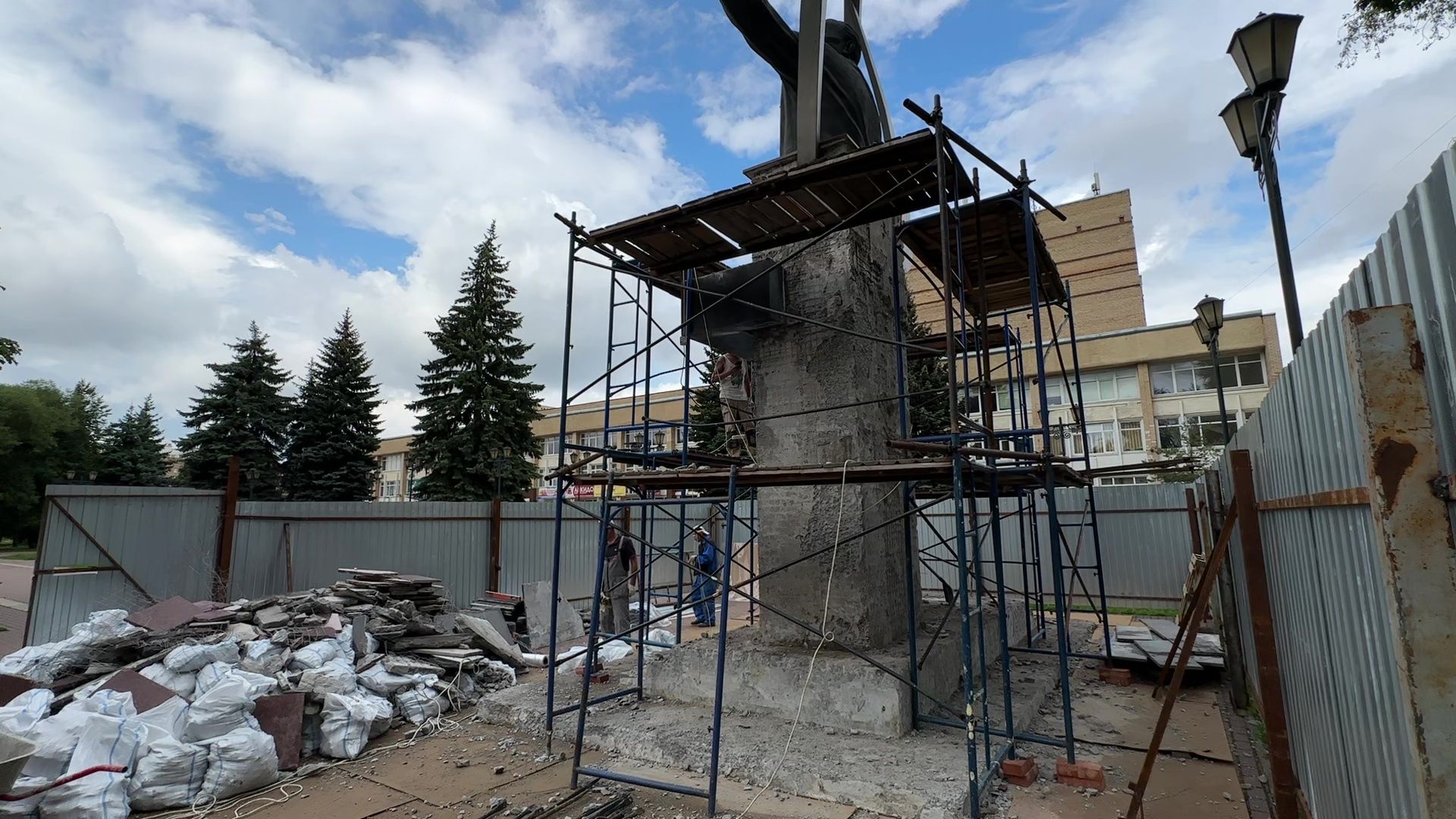 Реутов, реконструкция, НПО, нпо маш, Владимир Челомей, реконструкция памятника,