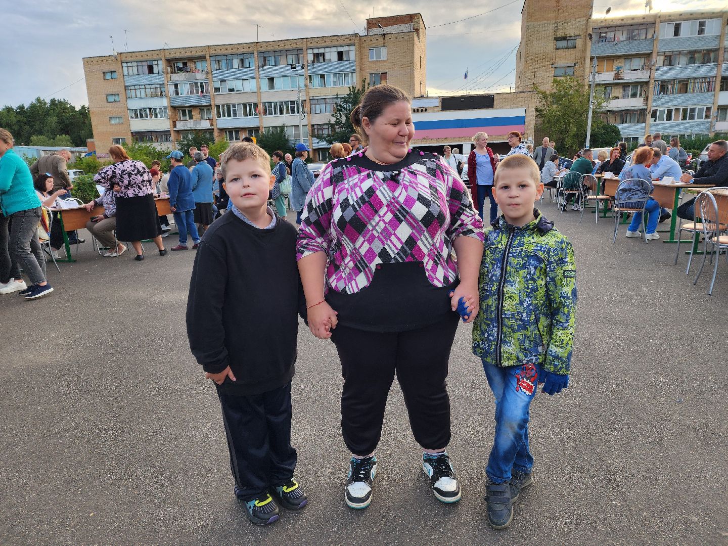 Чехов, село новый быт, выездная администрация, встреча с жителями, многодетная мать, медицинские услуги, прописка, земельный участок, минздрав мо,