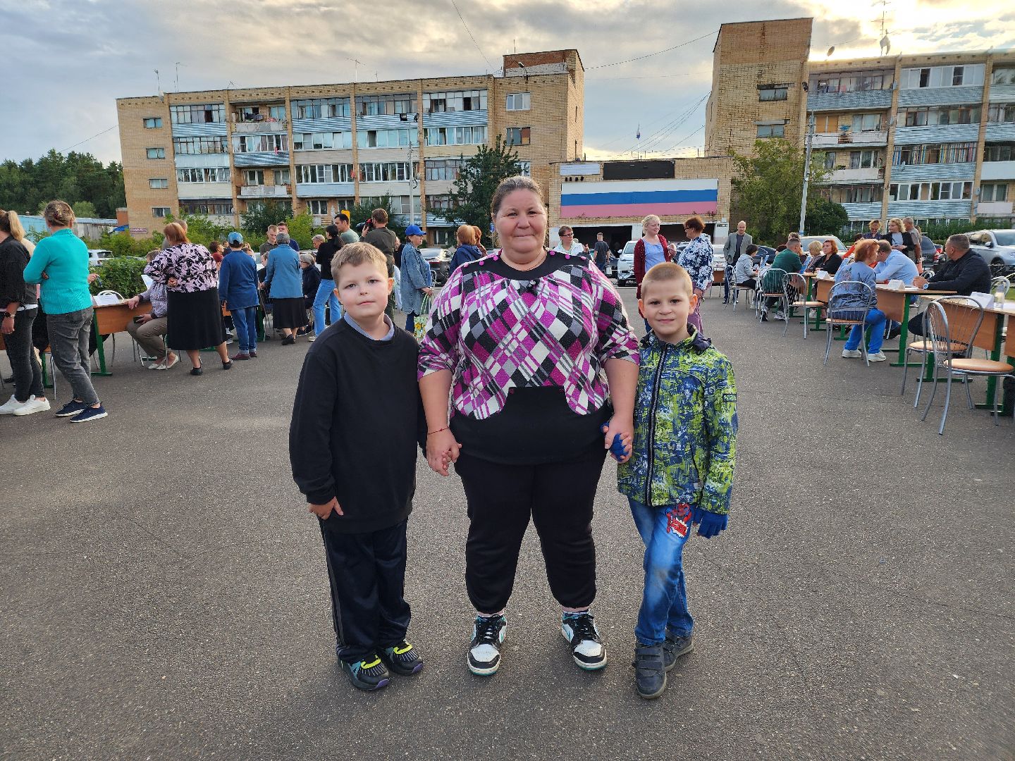 Чехов, село новый быт, выездная администрация, встреча с жителями, многодетная мать, медицинские услуги, прописка, земельный участок, минздрав мо,