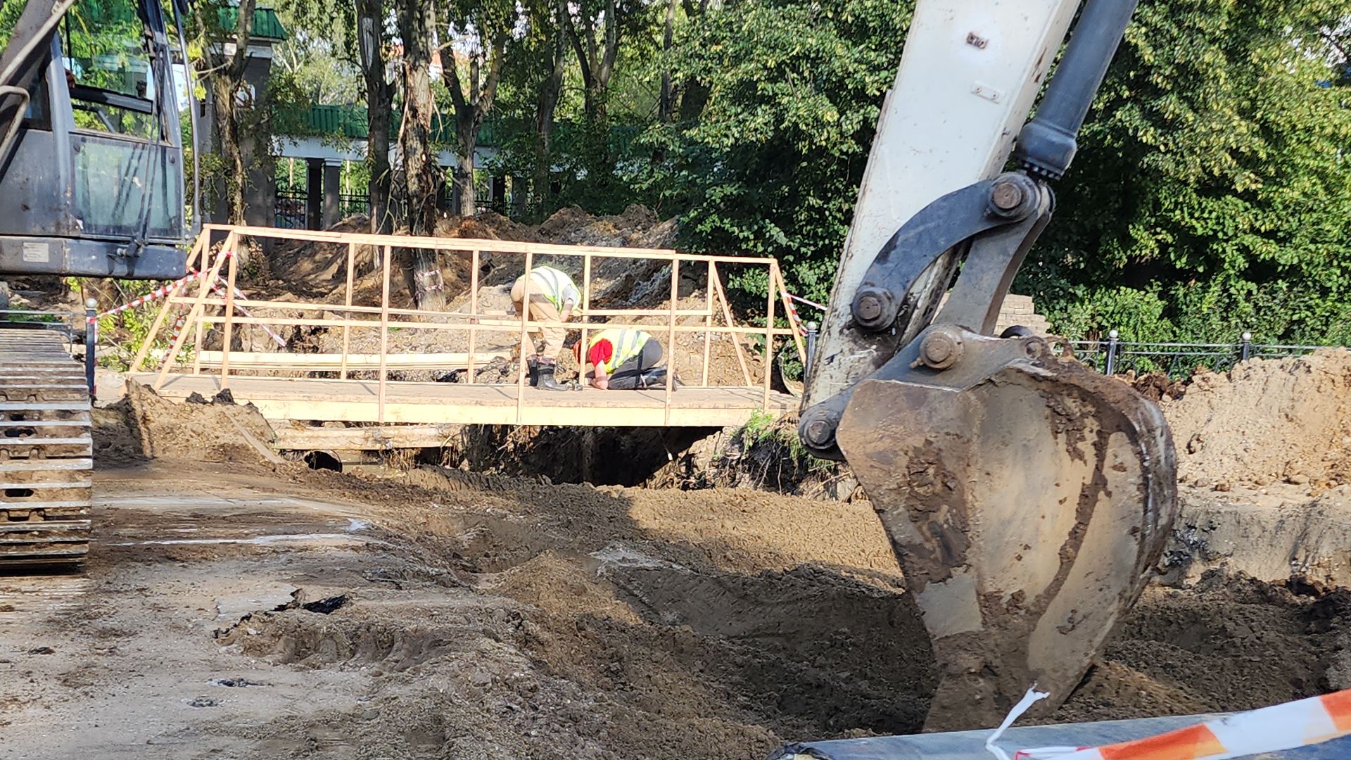 электросталь, мой город, дорога, ремонт тепловых сетей, ремонт теплосетей, ремонт теплотрассы, ремонт теплосети, автомобильное движение, ремонт дороги, жкх,