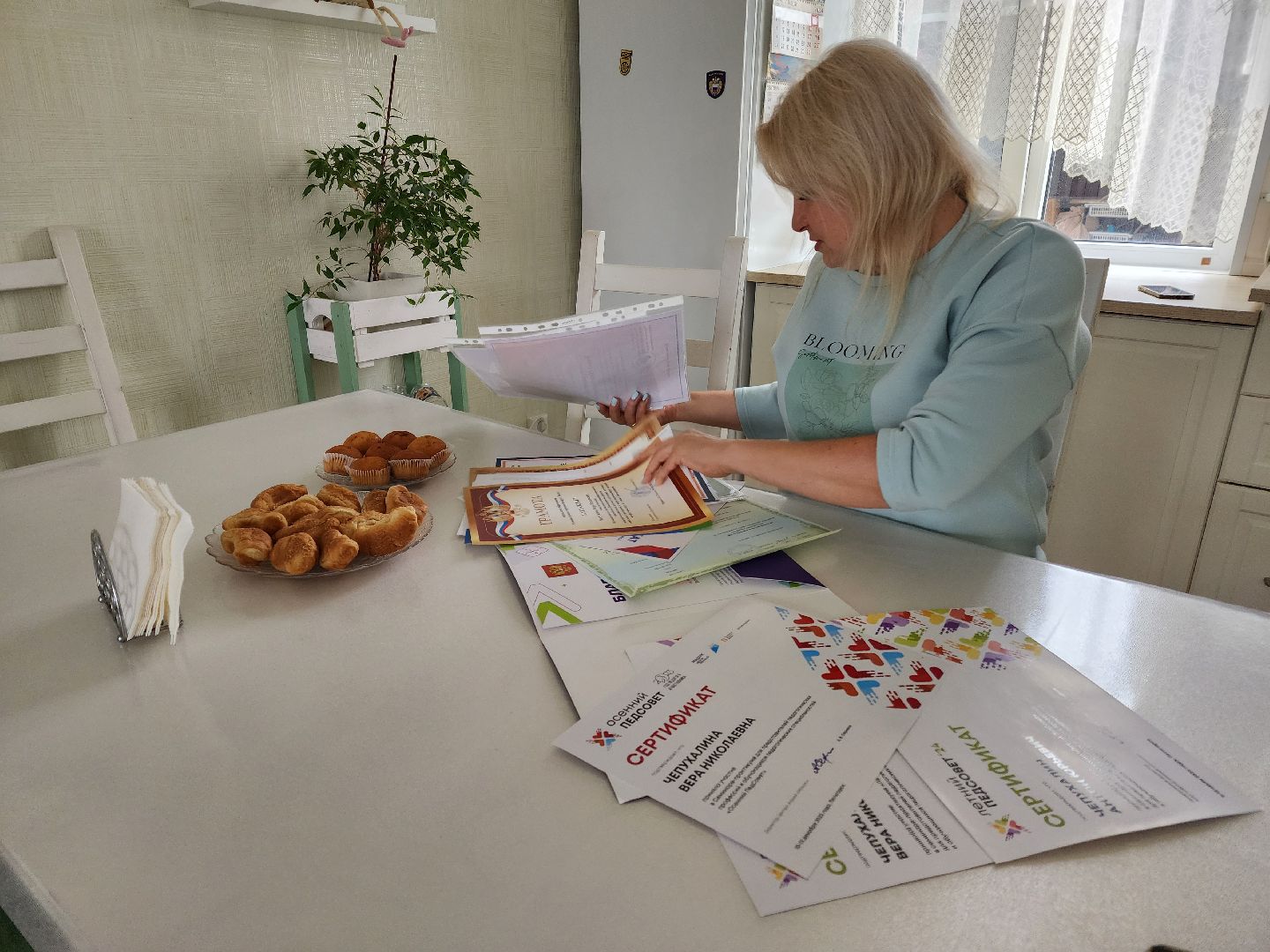 Чехов, село Новый быт, школа, учитель биологии, Вера Чепухалина, региональный конкурс, лауреат, победители, премия губернатора Московской области,