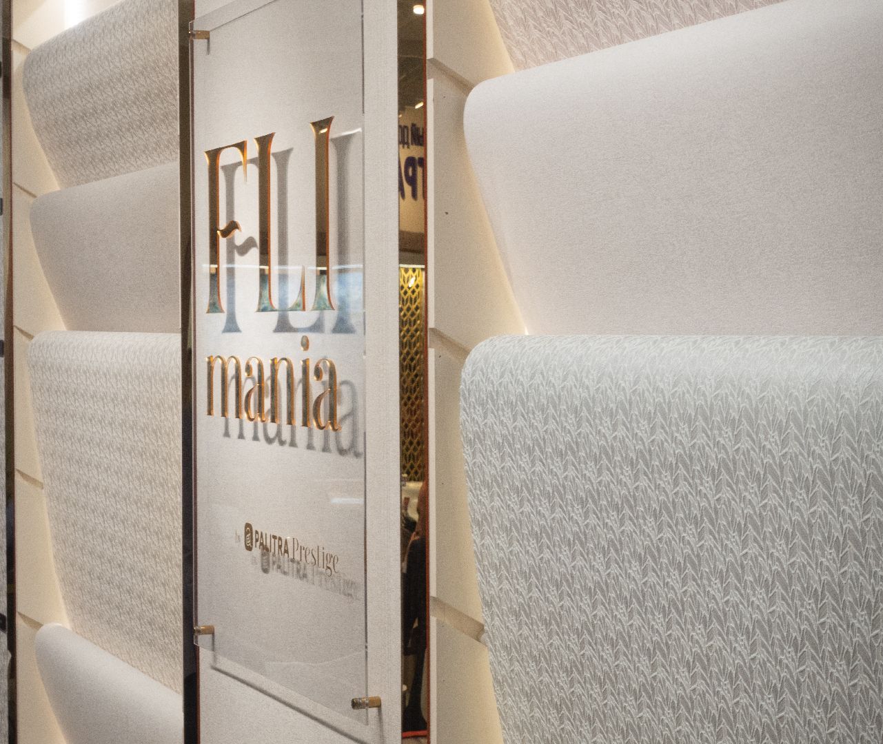 Обойная фабрика ПАЛИТРА, международная выставка, MosBuild, премия MosBuild Awards, Балашиха, обои, уникальные разработки, Top Velvet, Profiz, Flimania