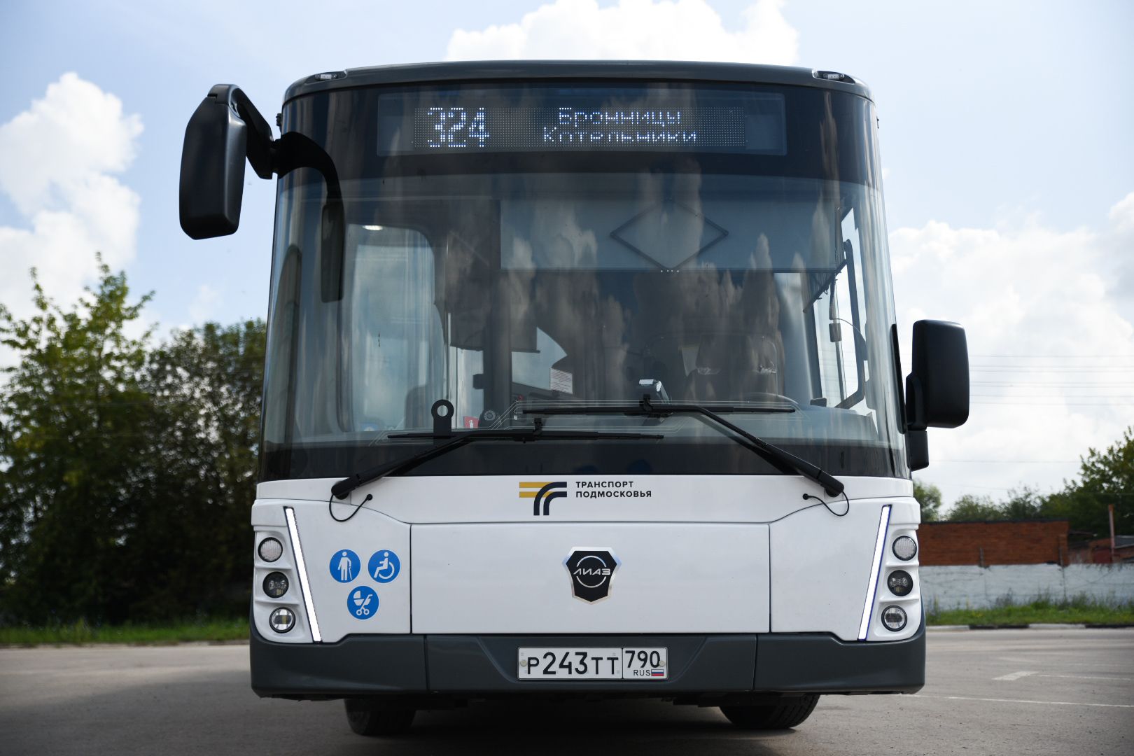 Бронницы, Новые автобусы, Водитель автобуса, Автобусы ЛиАЗ в Бронницах,