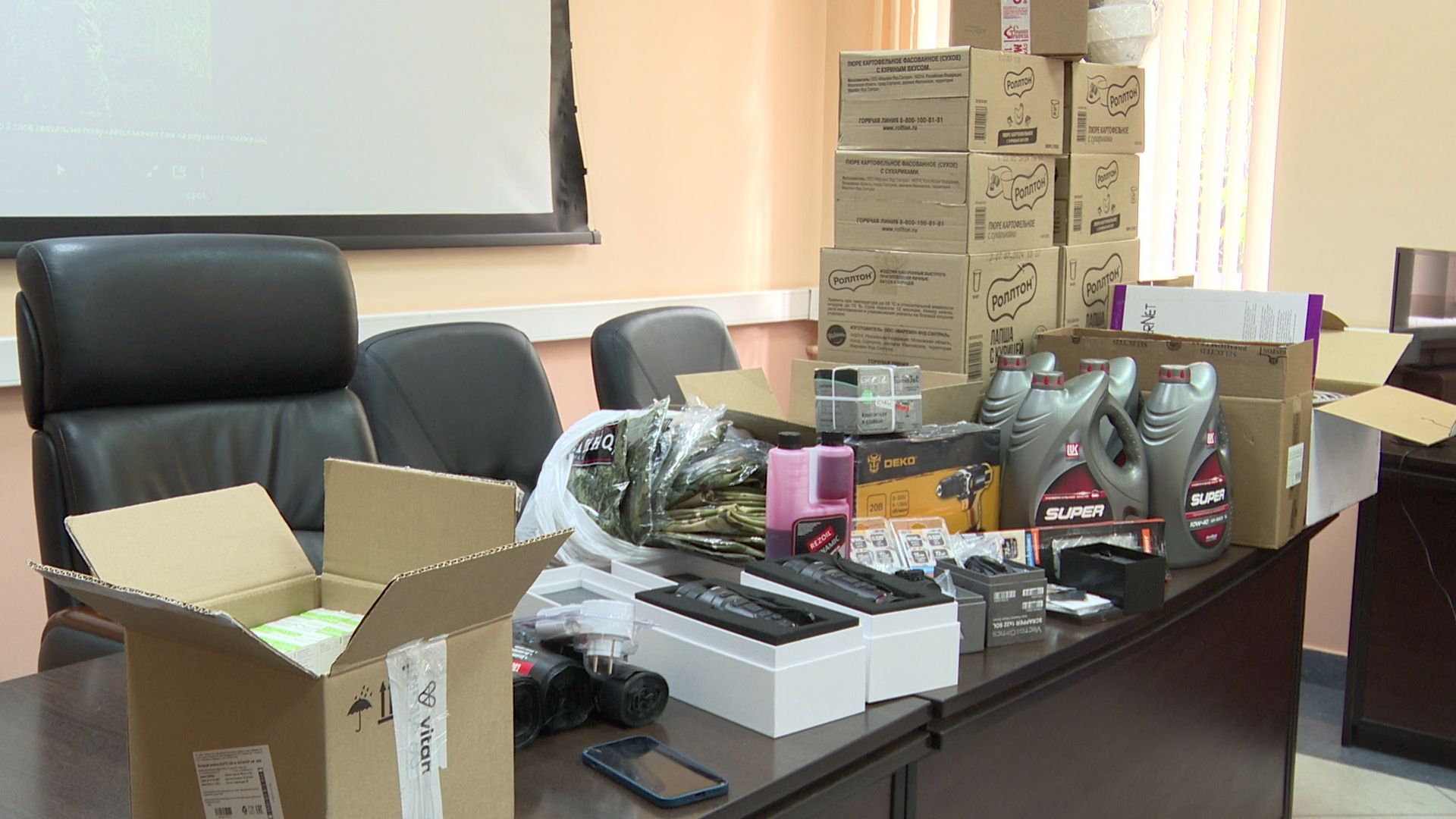 Реутов, больница, гуманитарная помощь, масло, своих не бросаем, врачи,