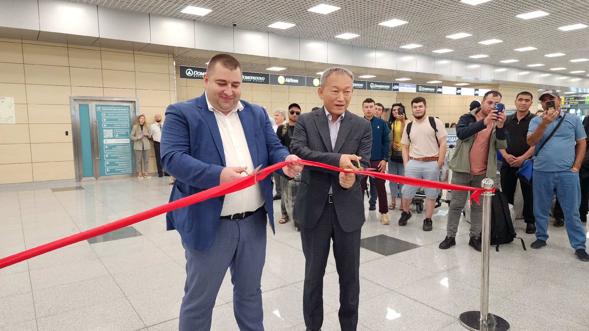 домодедово, Аэропорт Домодедово, Подмосковье, Самолет, Воздушная гавань, новые рейсы, терминал Т2, Узбекистан, Средняя азия, Авиапассажиры,