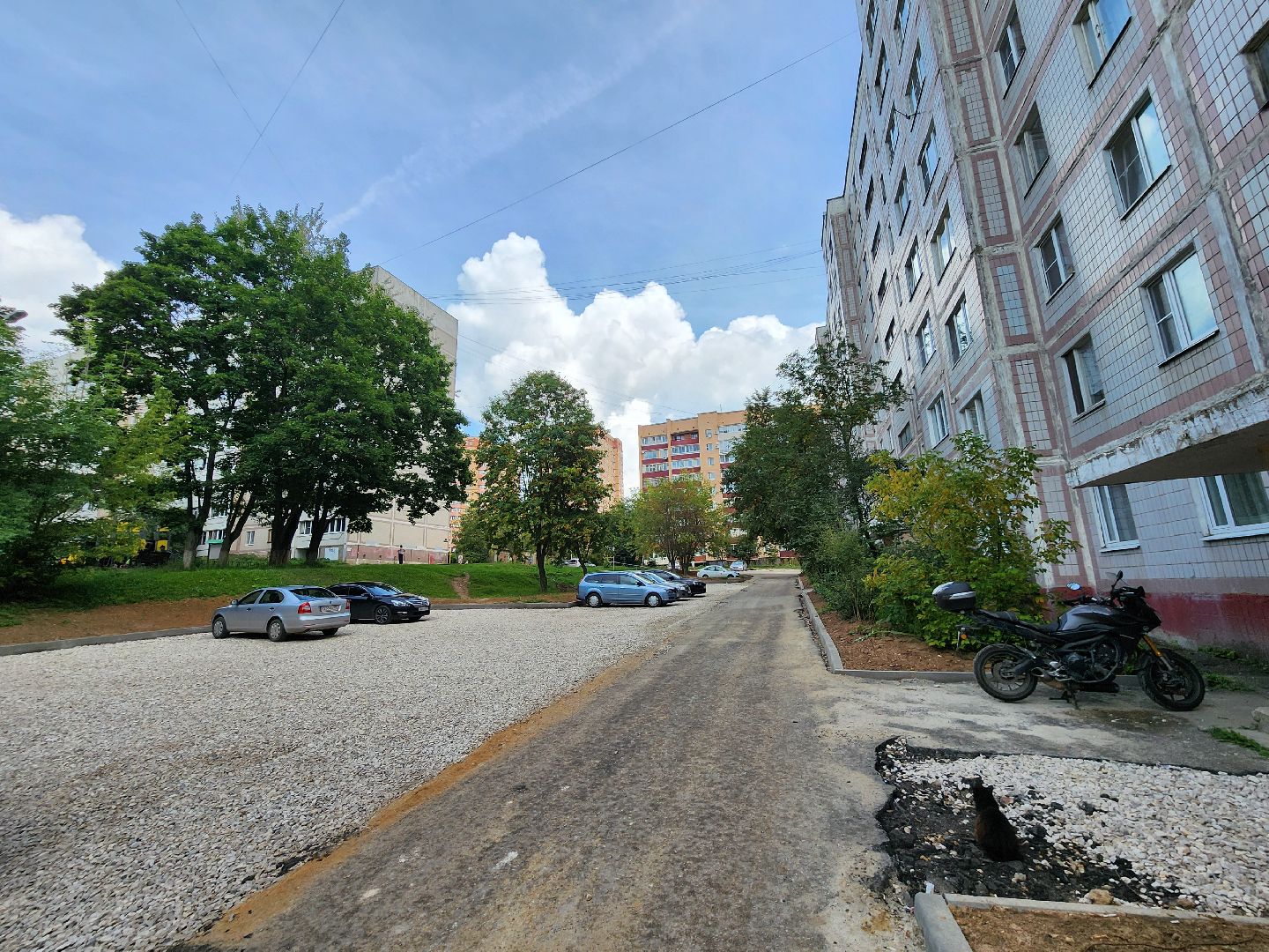 Чехов, улица Дружбы, комплексное благоустройство, двор, дворовая территория, парковки, проезды, тротуары, пешеходная дорожка, формирование комфортной городской среды,