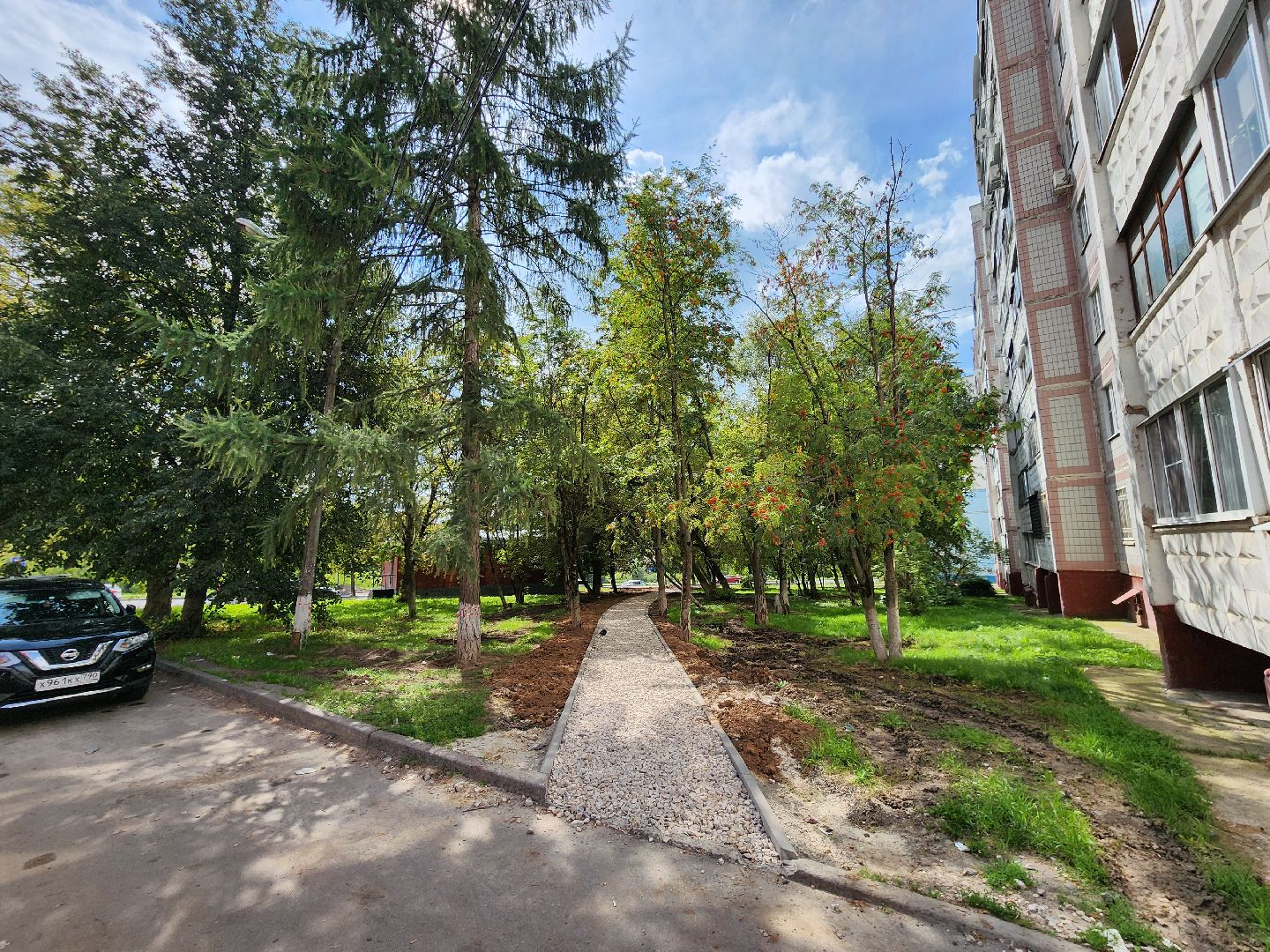 Чехов, улица Дружбы, комплексное благоустройство, двор, дворовая территория, парковки, проезды, тротуары, пешеходная дорожка, формирование комфортной городской среды,