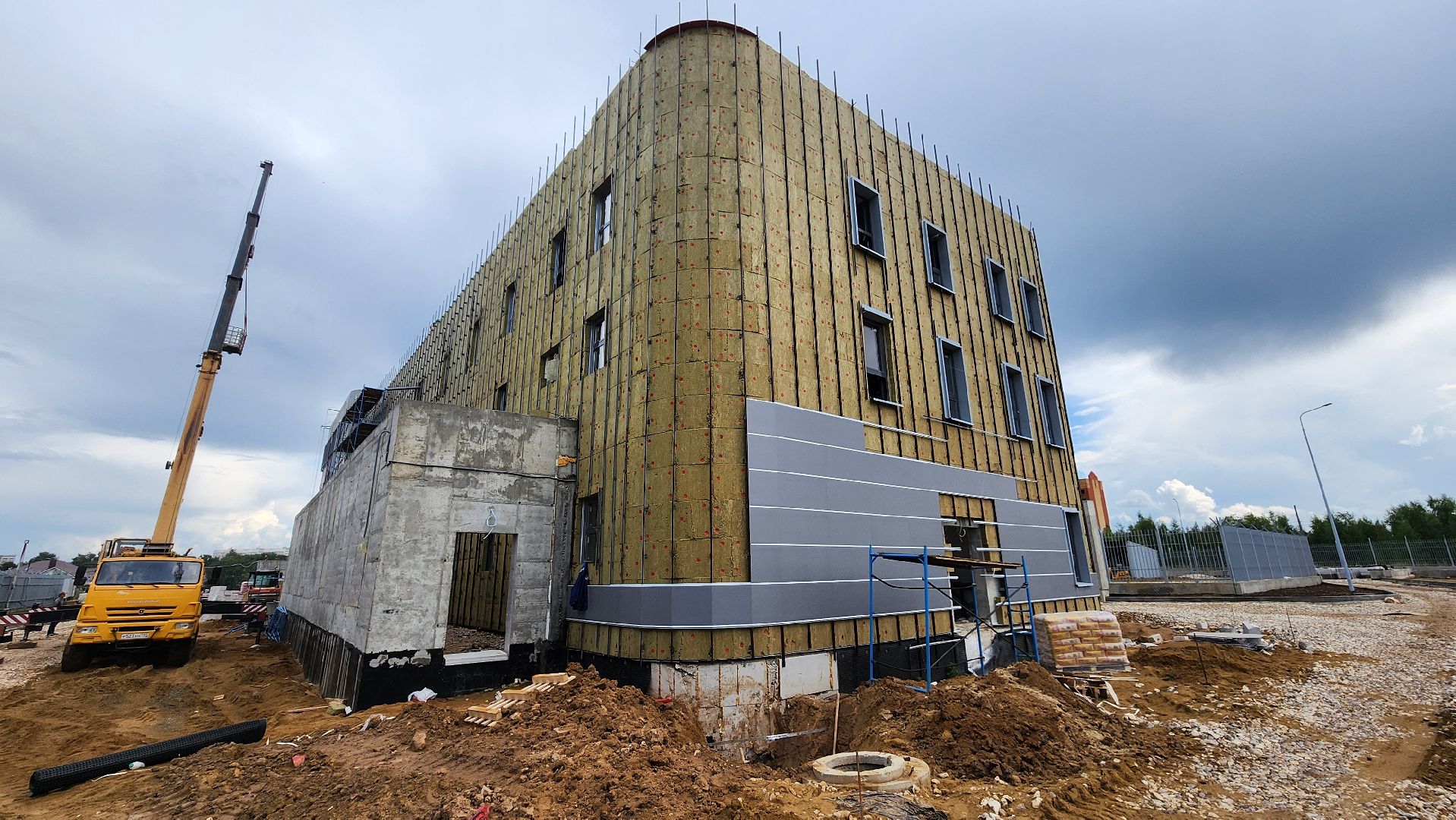 кашира, строительство, новое здание полиции, утепление фасада, благоустройство,