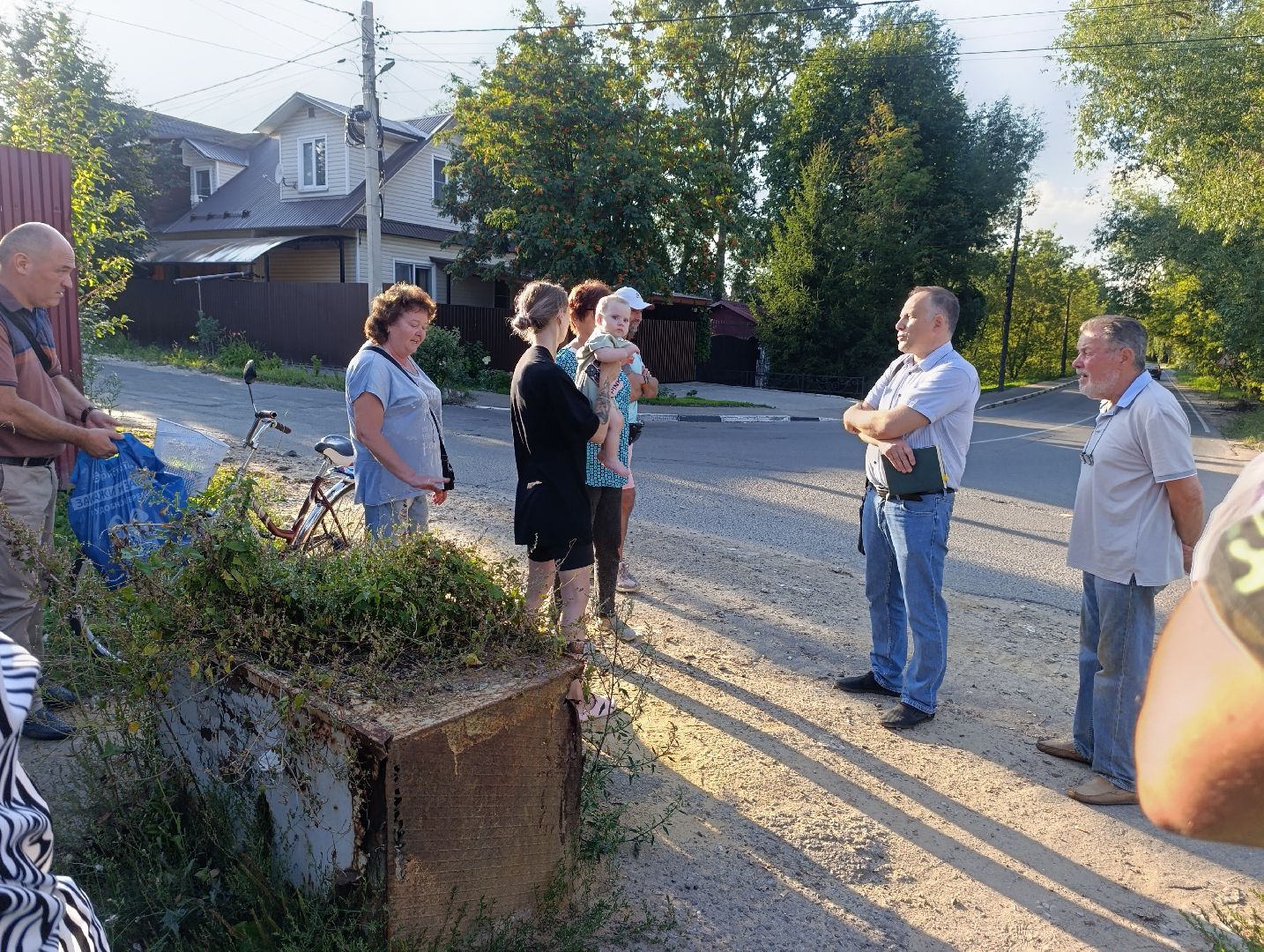 Бронницы, Благоустройство, Новая контейнерная площадка, Перенос мусорной площадки, Встреча с жителями,