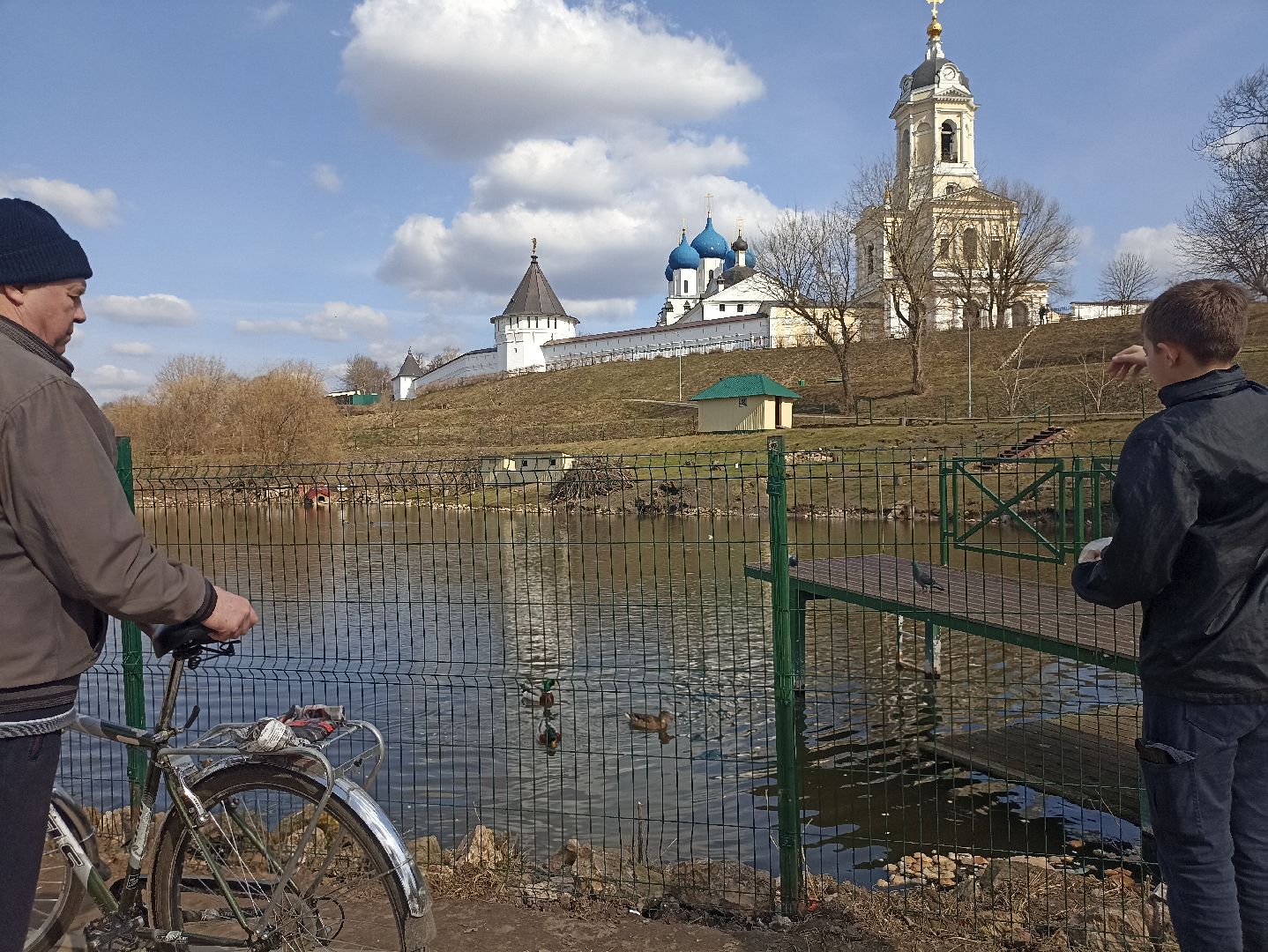 Серпухов, Подмосковье, утки, карпы, парк, монастырь, весна