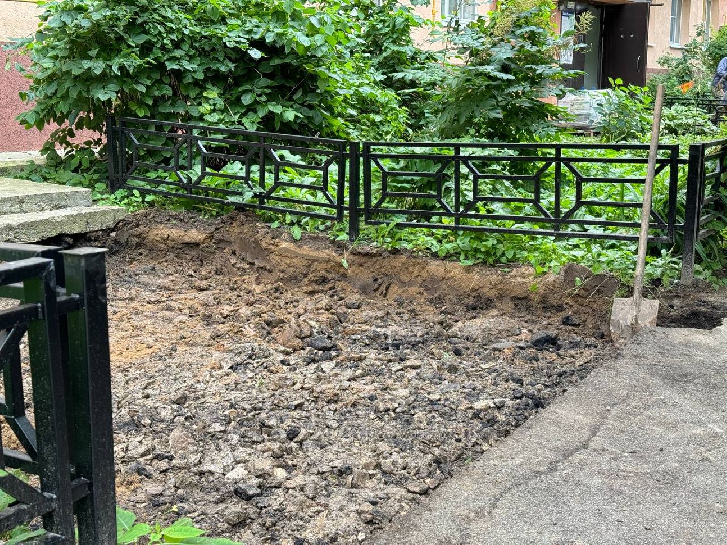 двор асфальт, подьезды, городской округ восход, бригада,