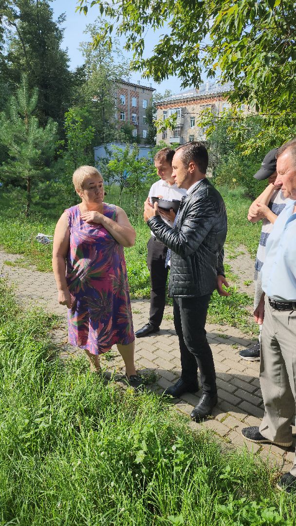 пешие обходы, заместитель главы, Григорий Грибанов, дворовые территории, ул пушкина, ул ломоносова, ул маяковского,