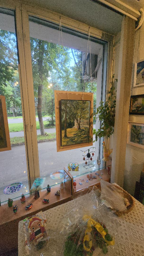 галерея 5 дом, ул жуковского, выставка, дачный сезон, Нина Верникова,