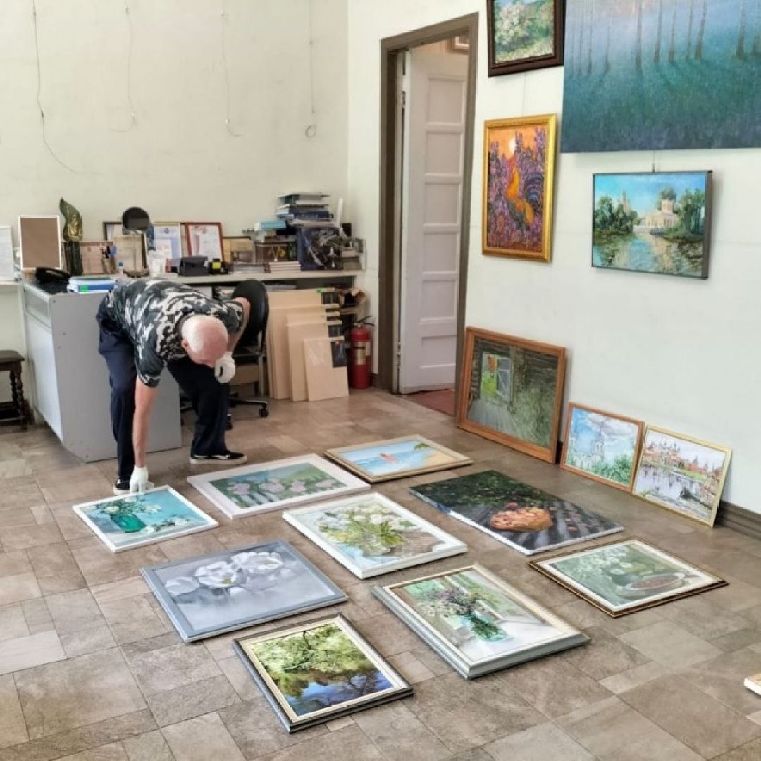 галерея 5 дом, ул жуковского, выставка, дачный сезон, Нина Верникова,