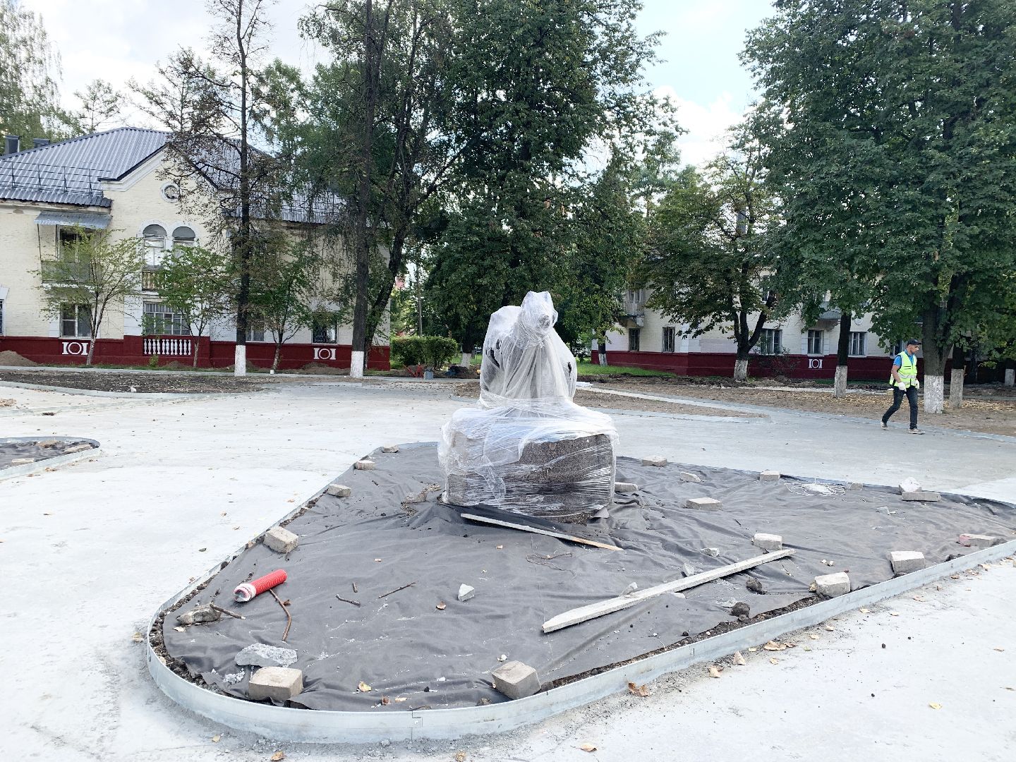 Балашиха, Подмосковье, Благоустройство сквера в Балашихе,