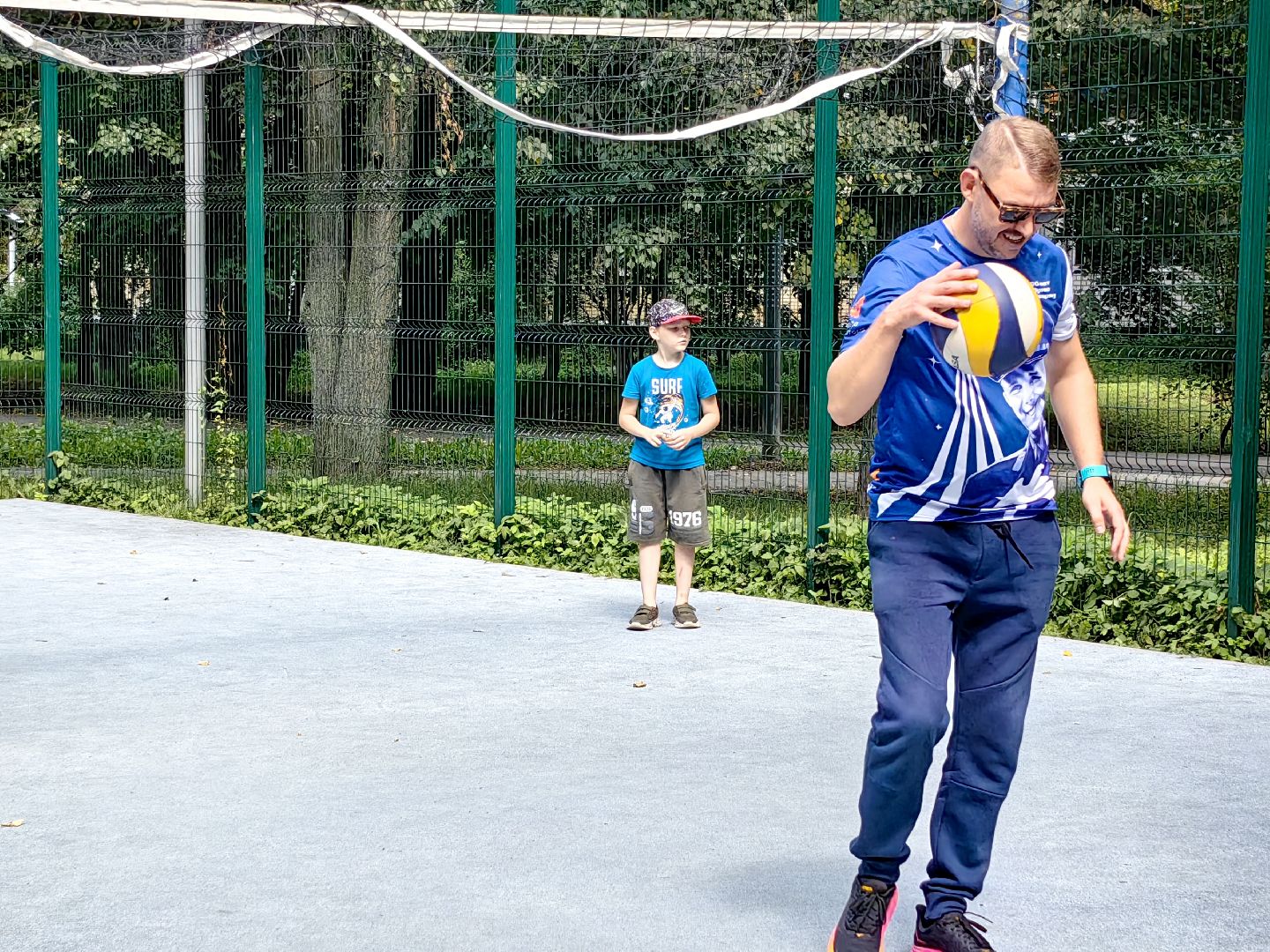 спортивные игры, волейбол, игры во дворе, лето, каникулы, звездный городок,