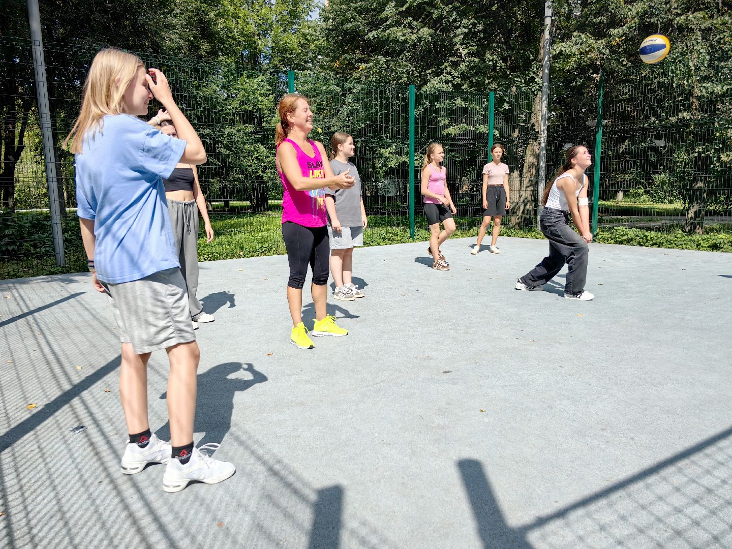 спортивные игры, волейбол, игры во дворе, лето, каникулы, звездный городок,