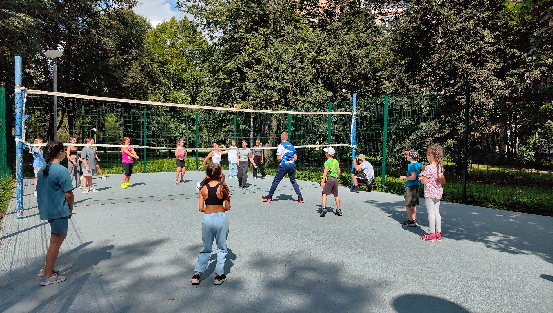 спортивные игры, волейбол, игры во дворе, лето, каникулы, звездный городок,